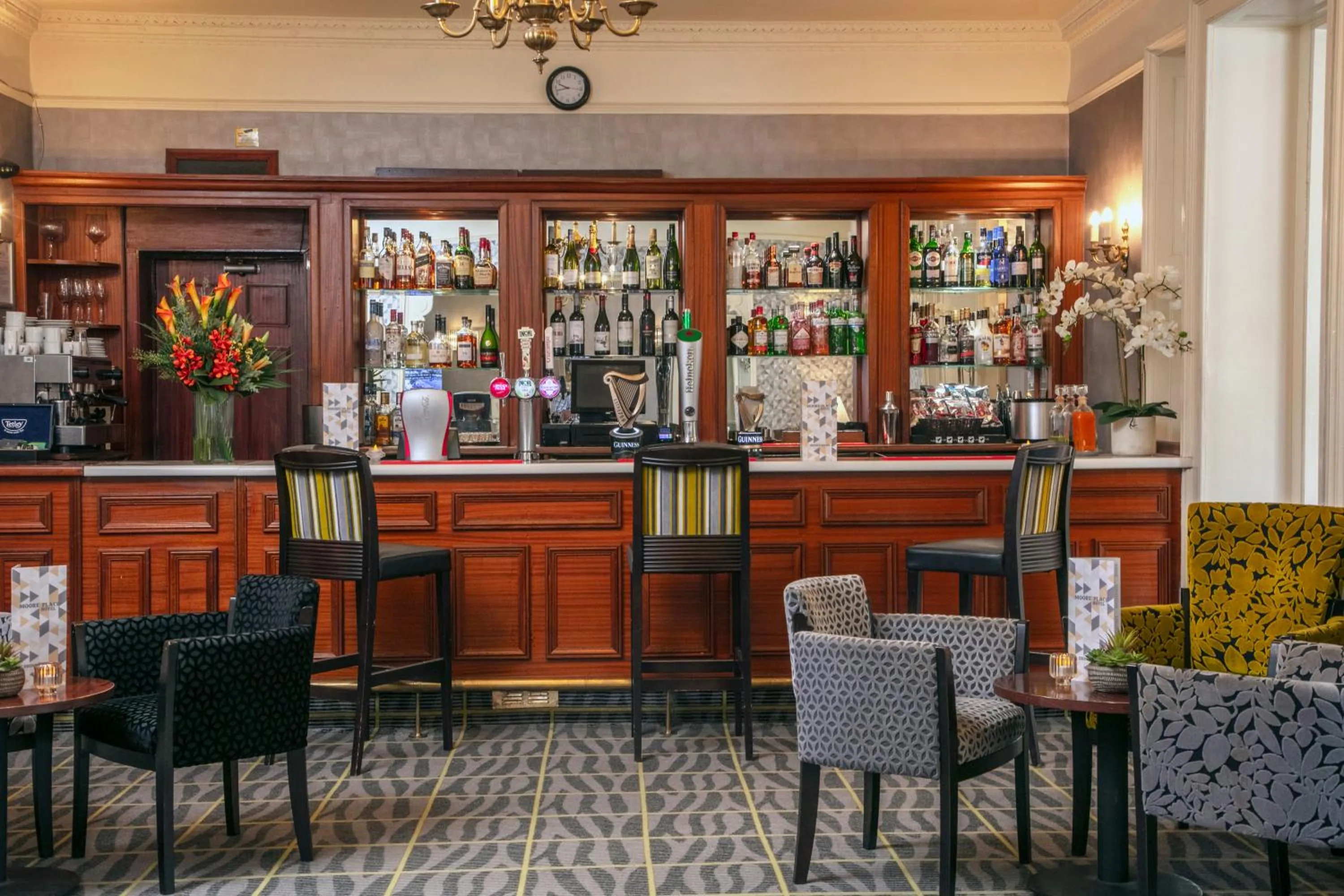 Restaurant/places to eat in Best Western Moore Place Hotel