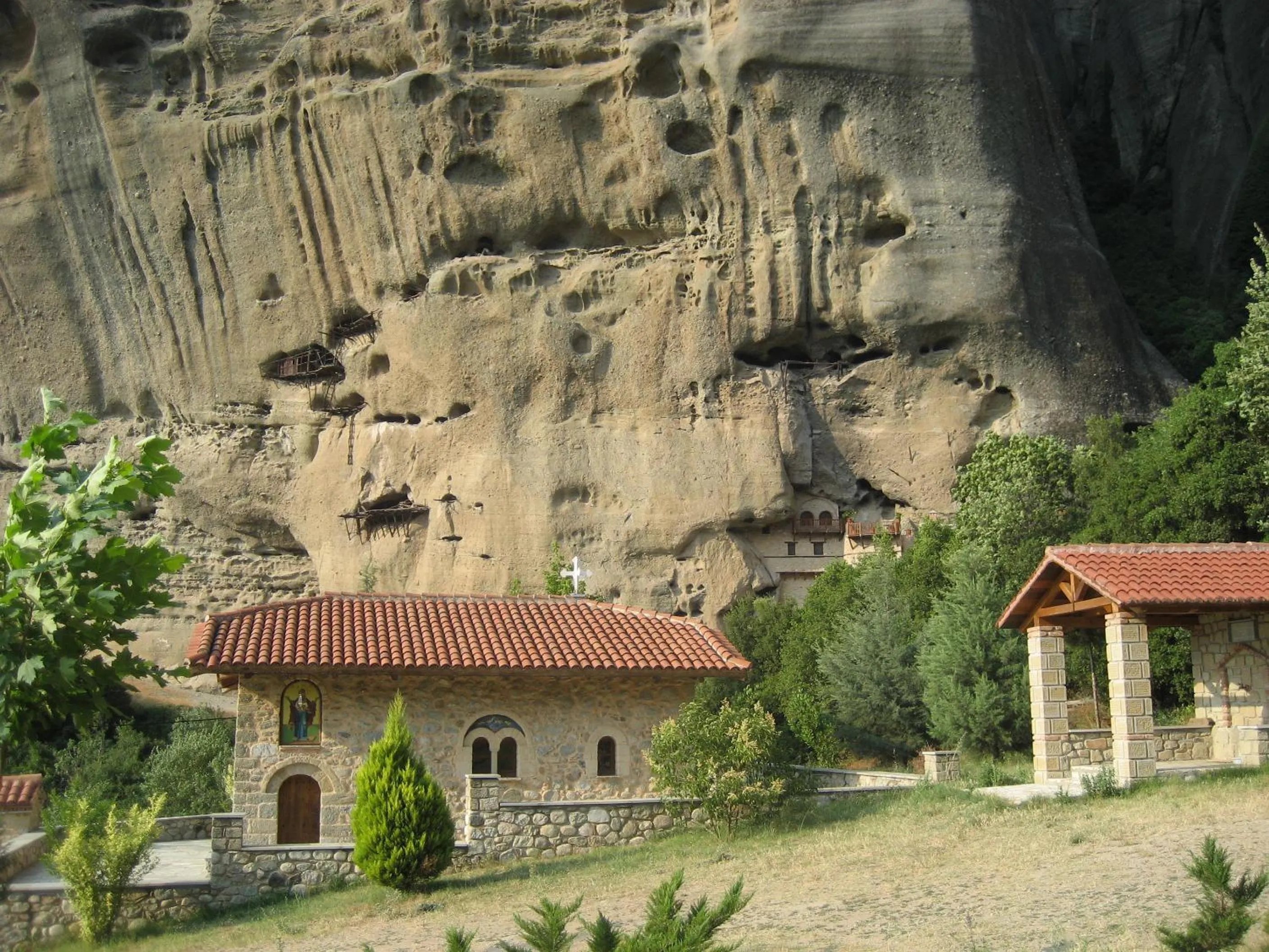 Area and facilities in Monastiri Guesthouse