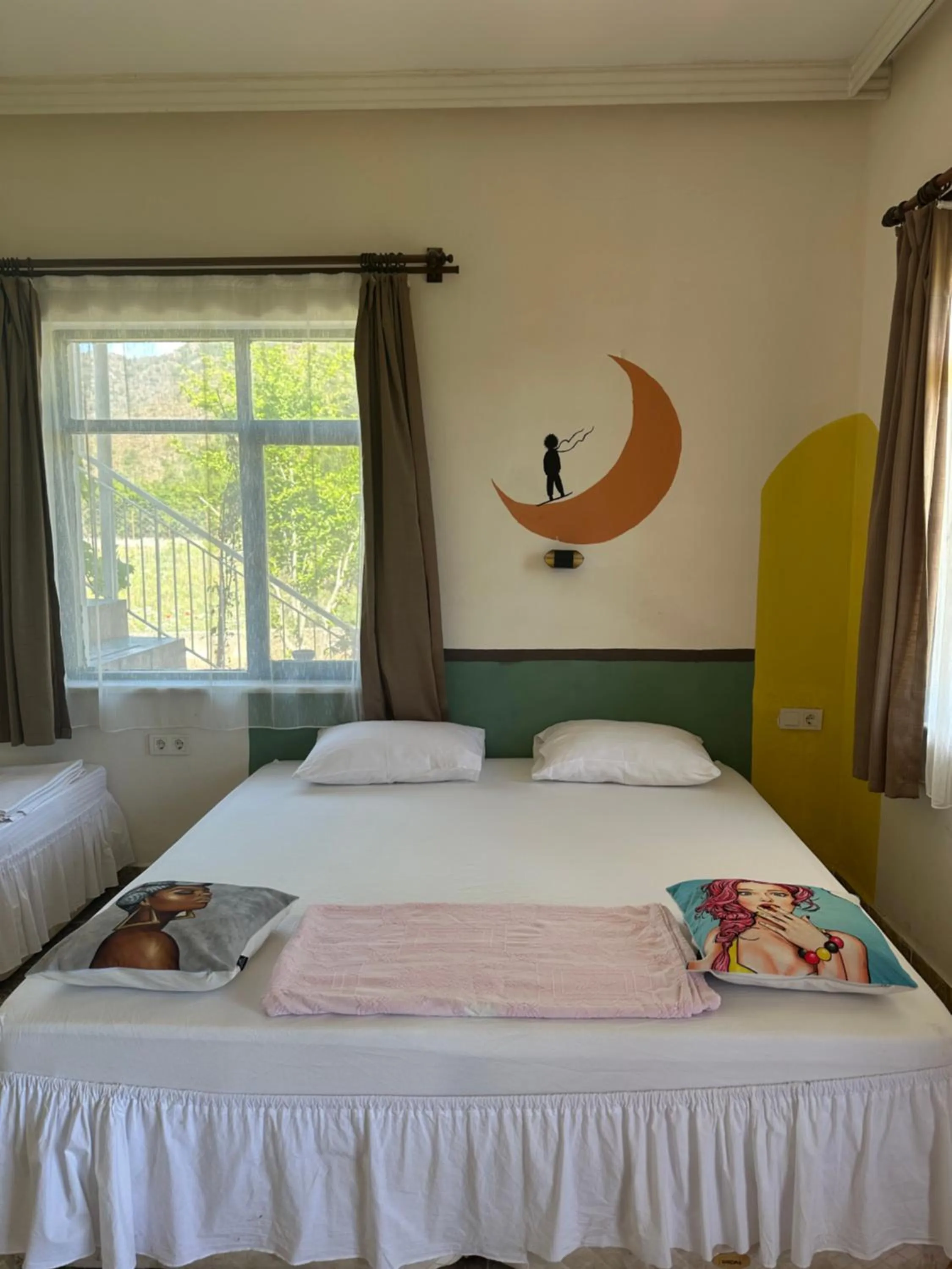 Bed in GAYA PANSİYON ÇIRALI