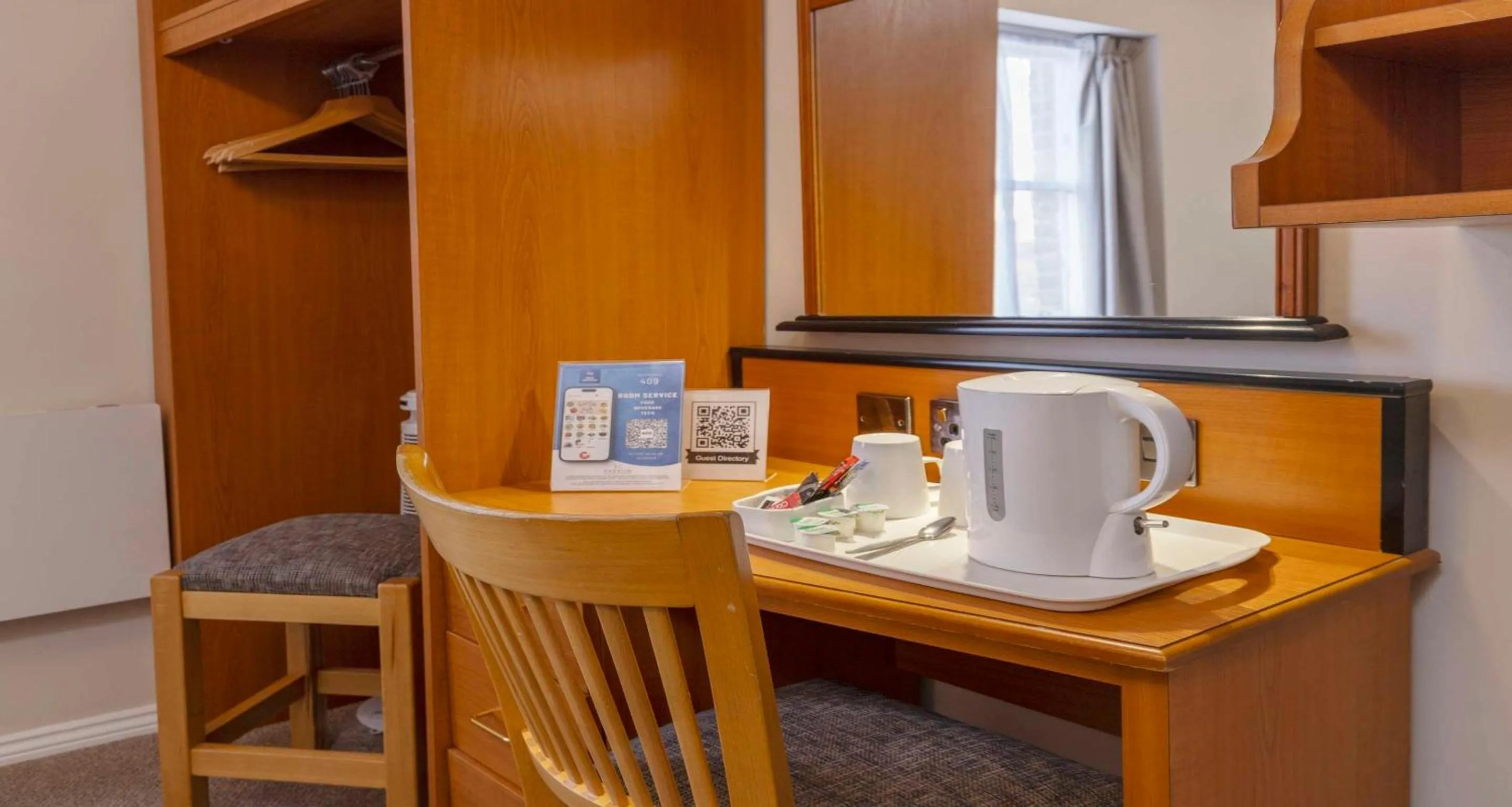 Bedroom in Best Western Corona Hotel