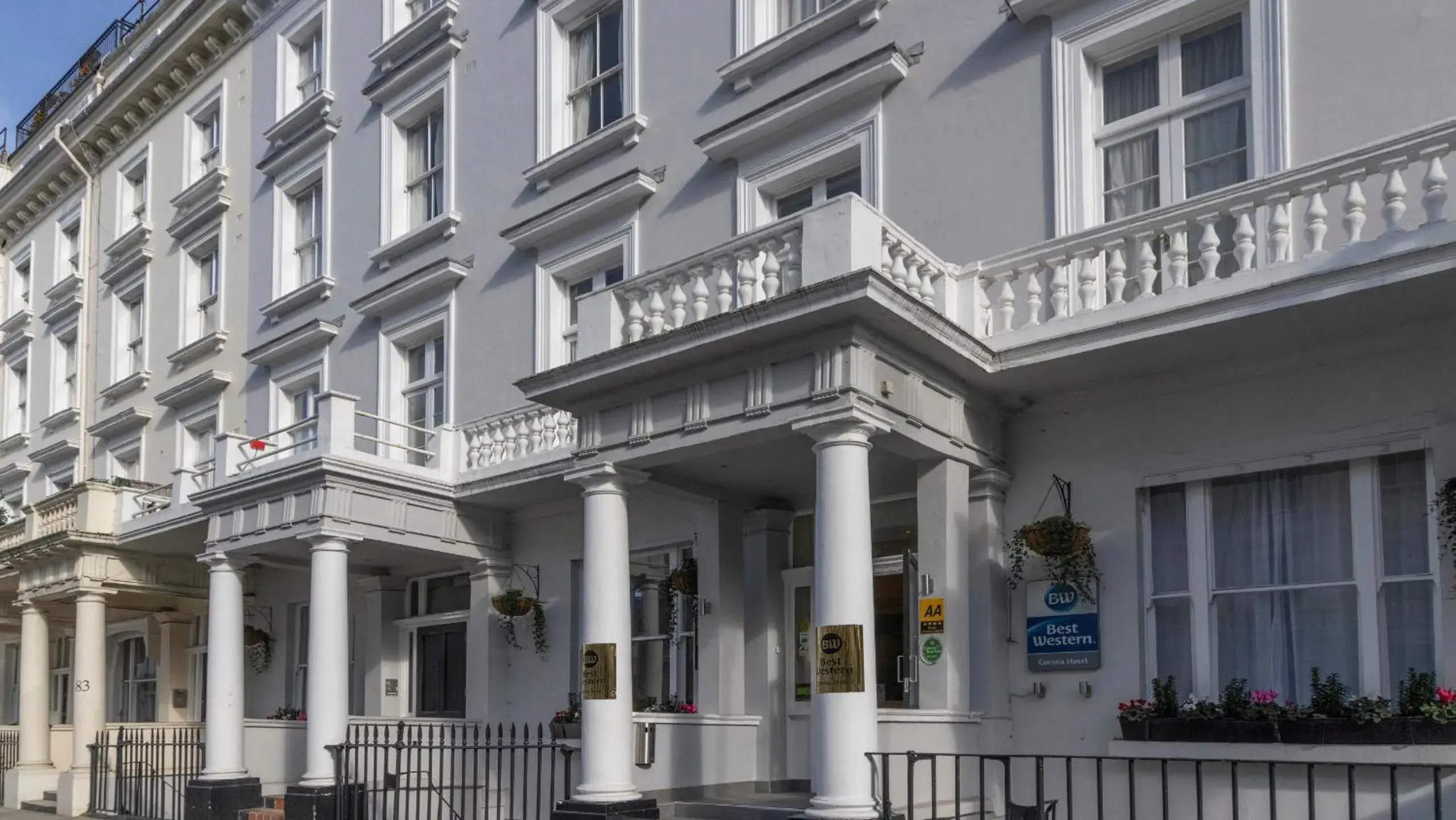 Property building in Best Western Corona Hotel Property building in Best Western Corona Hotel