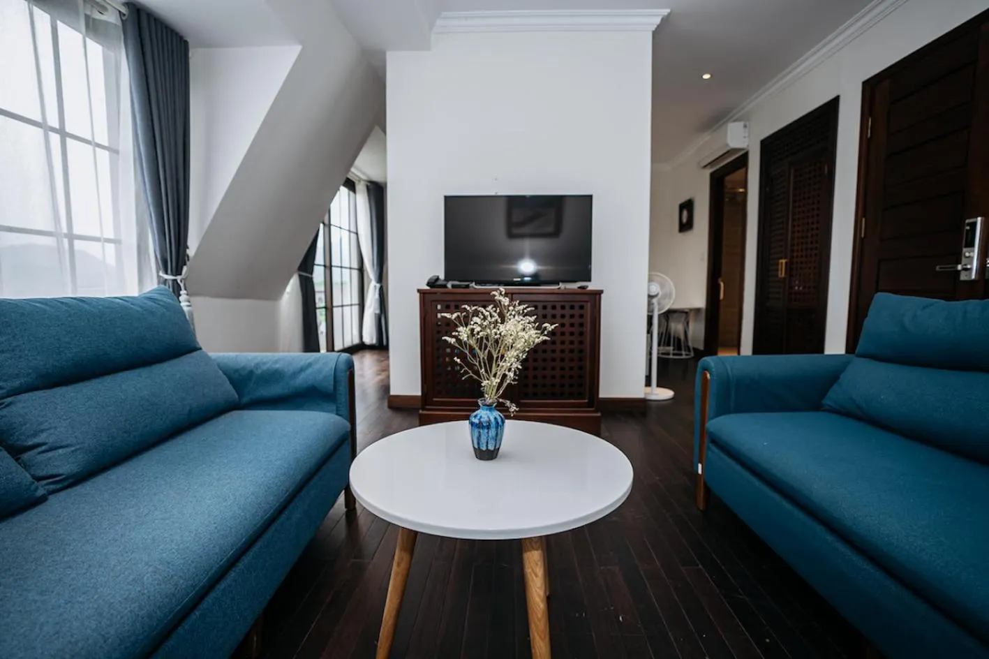 TV and multimedia in Paradise Soc Son Resort