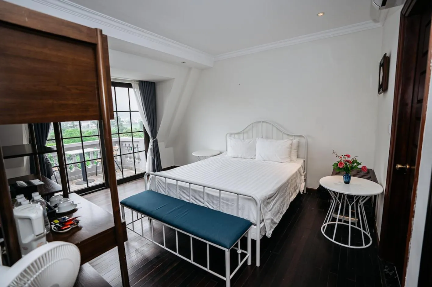 Bed in Paradise Soc Son Resort