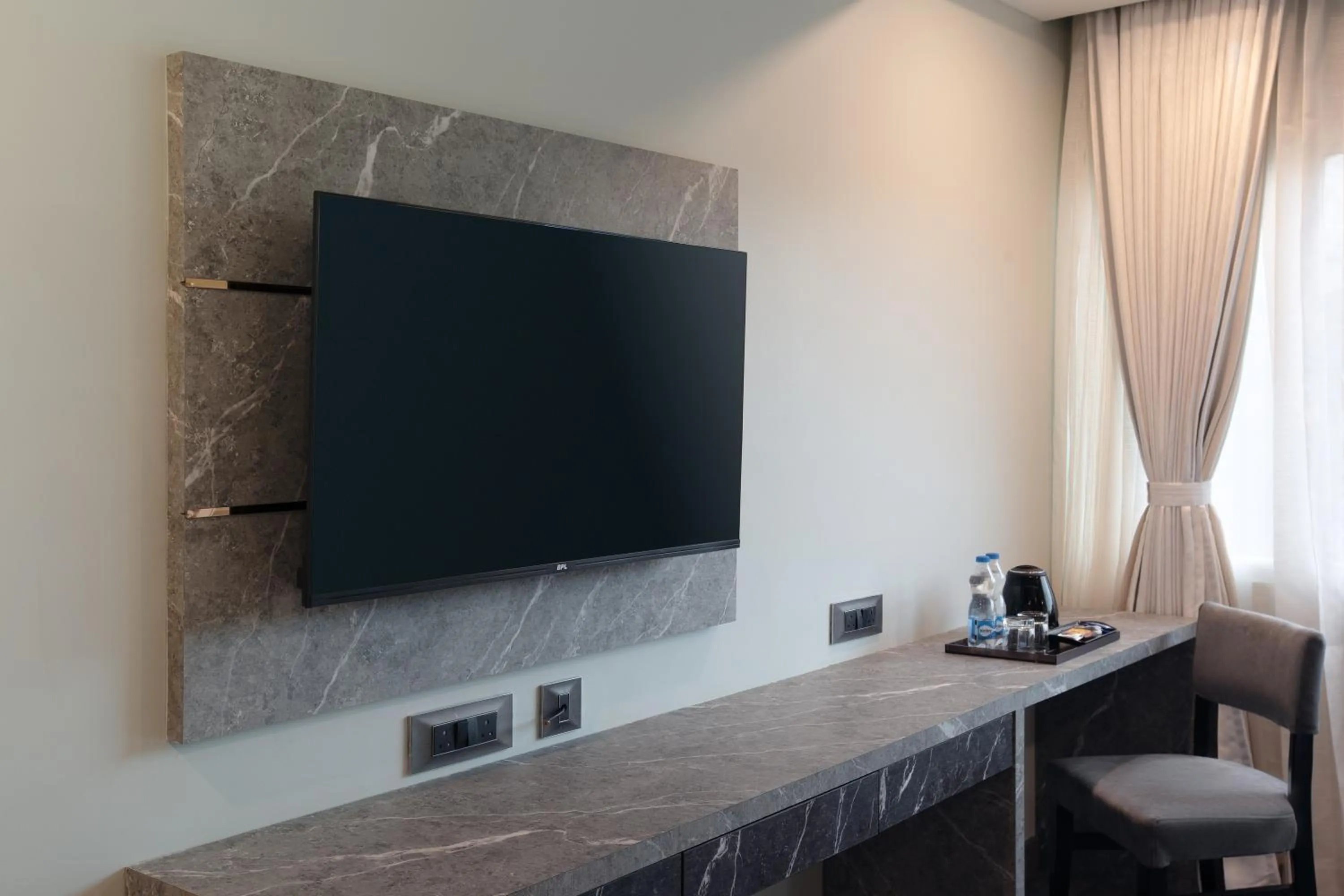 TV and multimedia in 44 Oasis