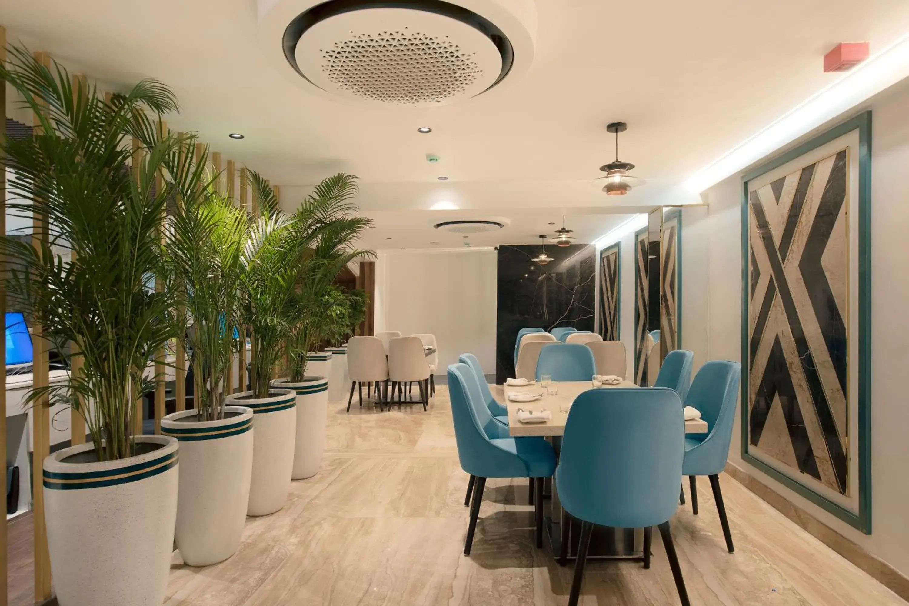 Restaurant/places to eat in 44 Oasis Restaurant/places to eat in 44 Oasis