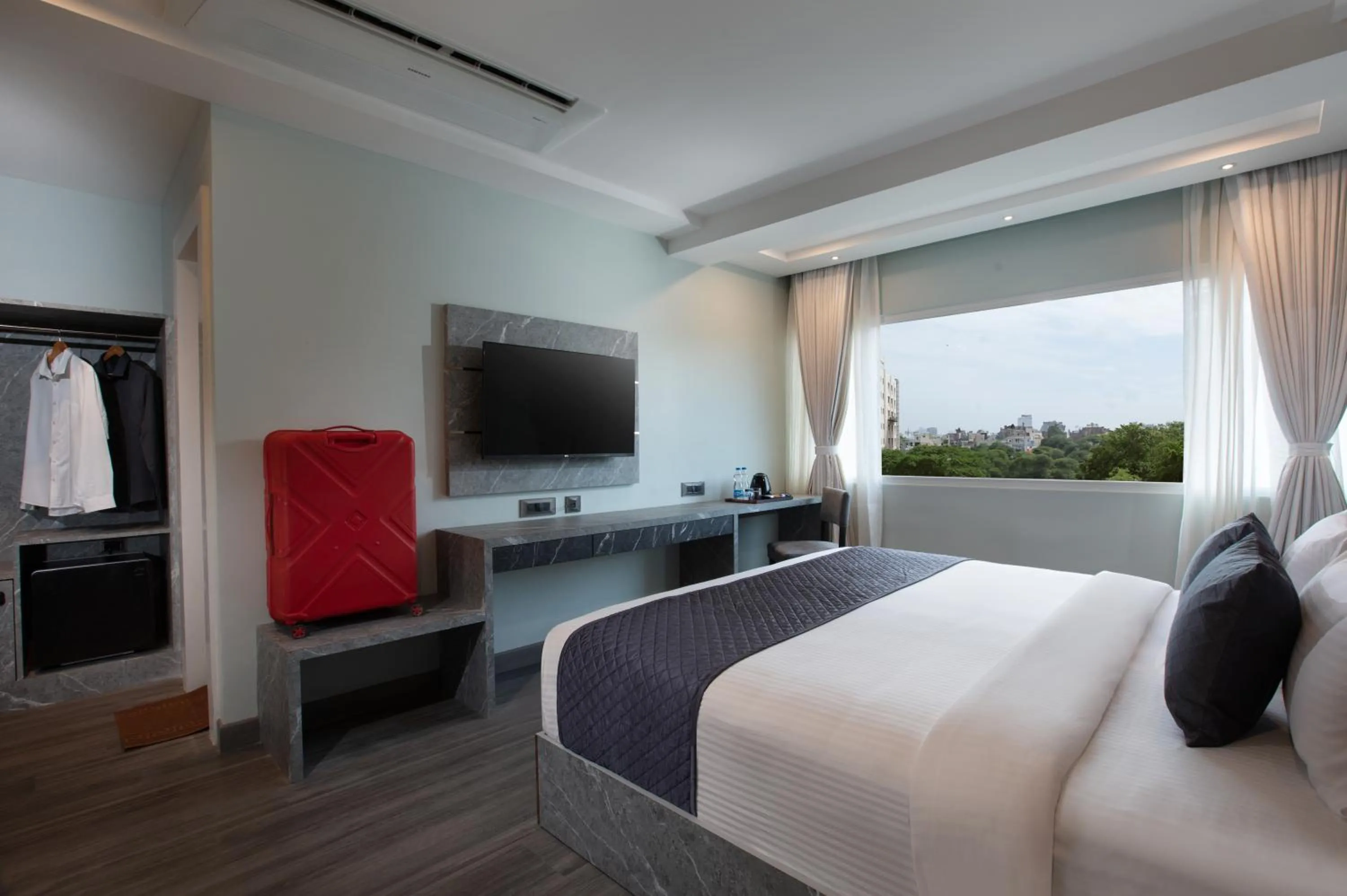 Bedroom, Bed in 44 Oasis