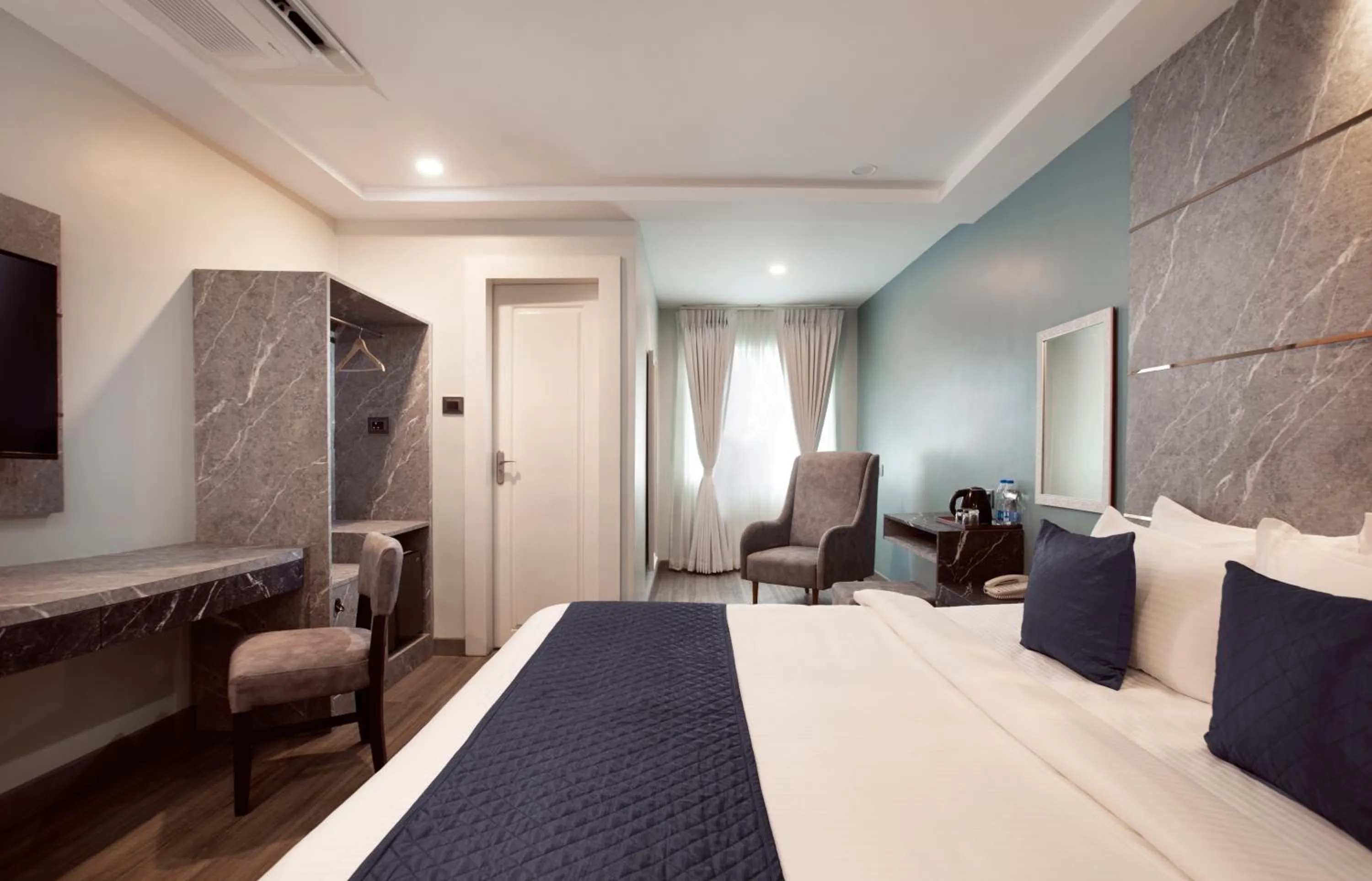 View (from property/room), Bed in 44 Oasis