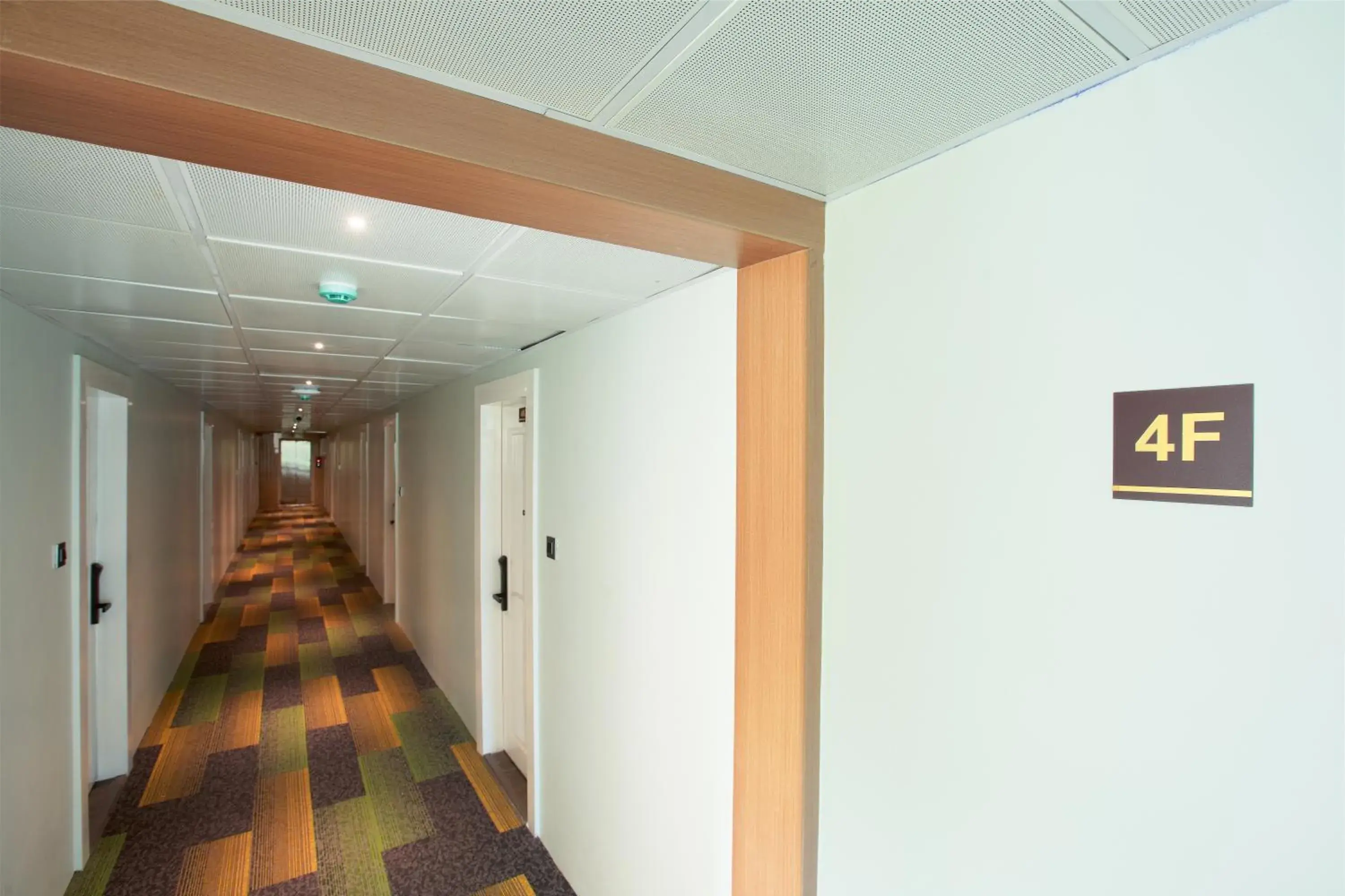 Property building in 44 Oasis Property building in 44 Oasis