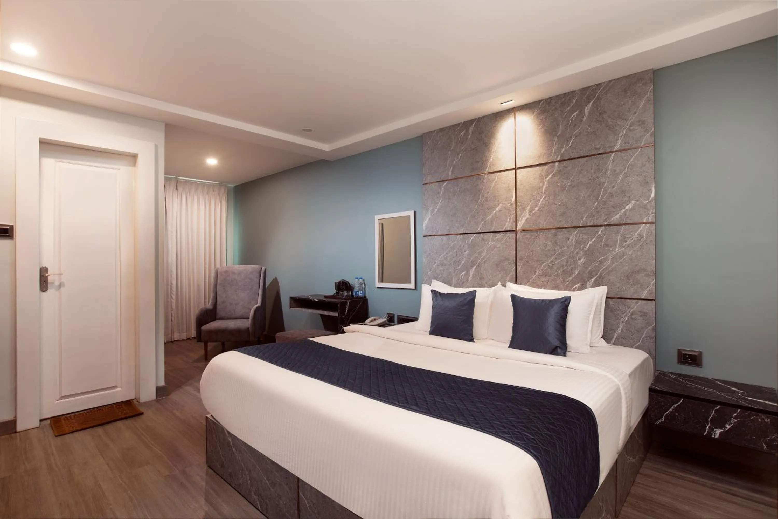 Bedroom, Bed in 44 Oasis