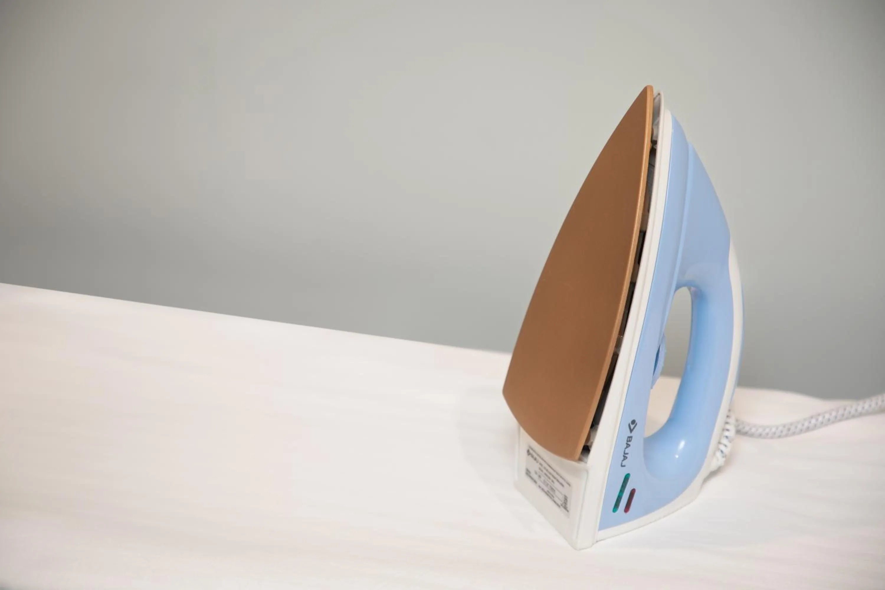 flat iron in 44 Oasis