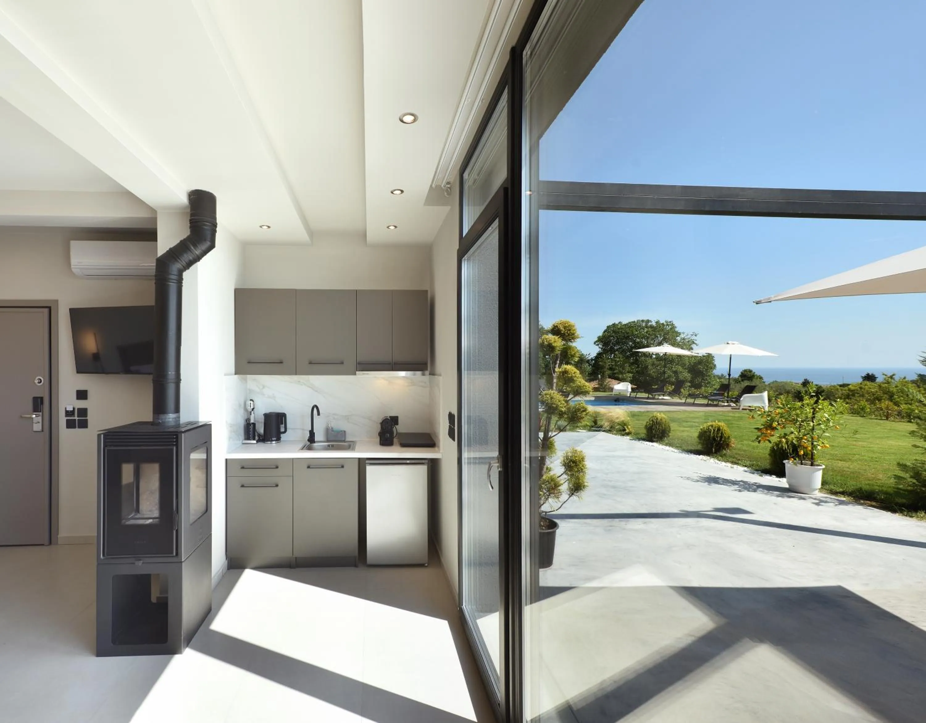 Balcony/Terrace in Olive All-Seasons Suites, Panel Hospitality Homes & Villas