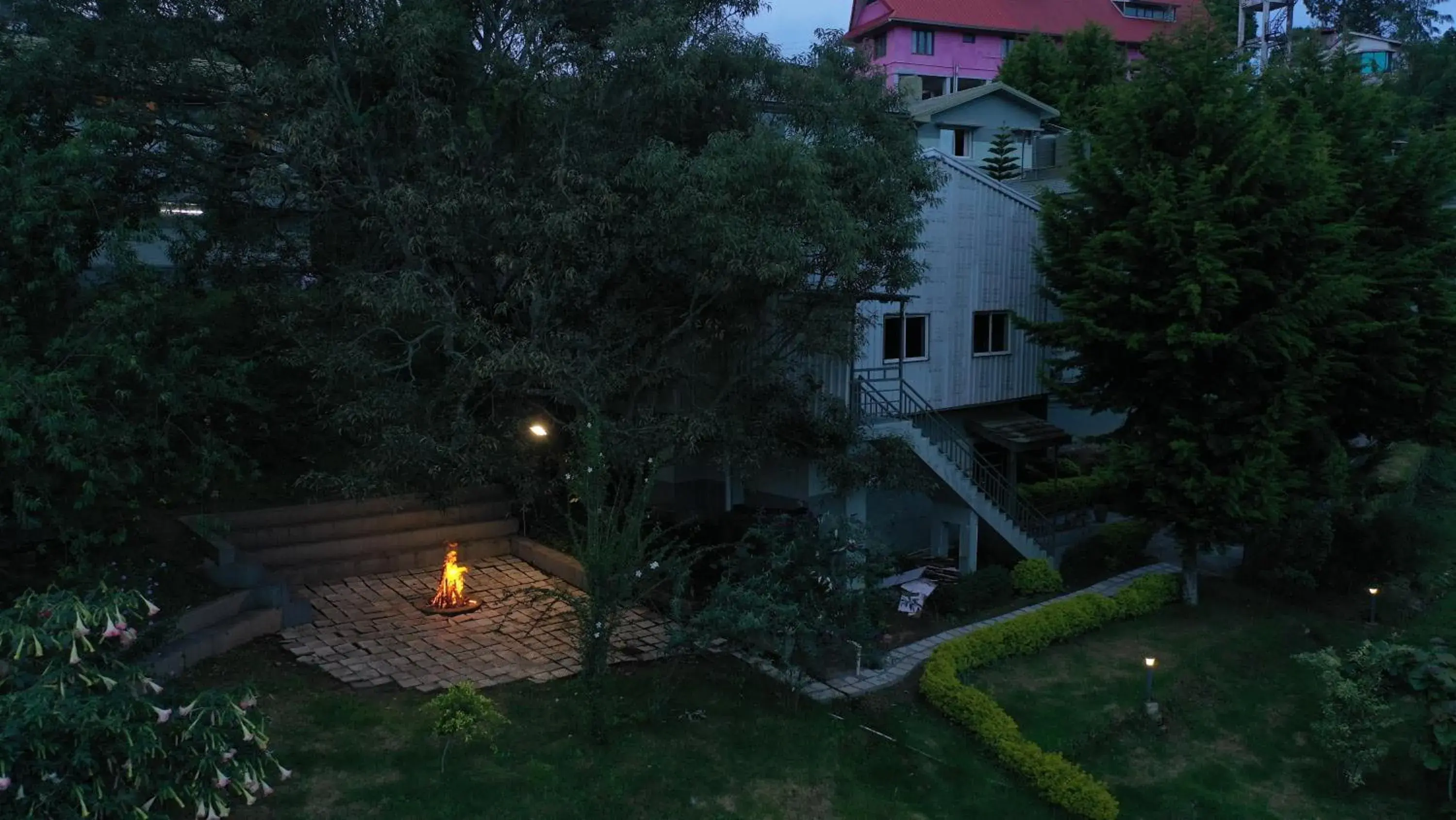 Garden view in Avadale Kodaikanal - Stag Groups Not Allowed Garden view in Avadale Kodaikanal - Stag Groups Not Allowed