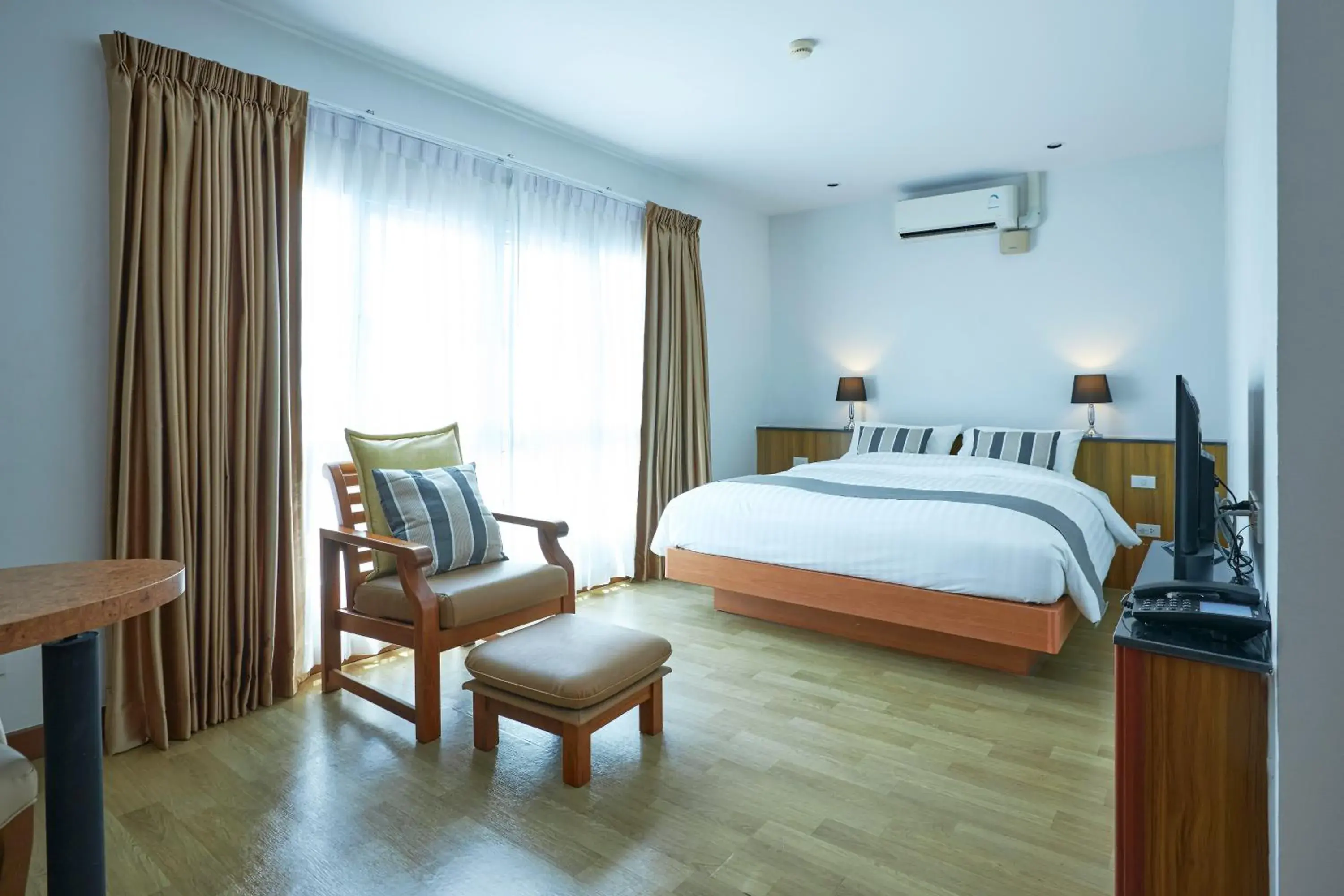 City view in NJOY Prestige Grand Hotel Don Mueang City view in NJOY Prestige Grand Hotel Don Mueang