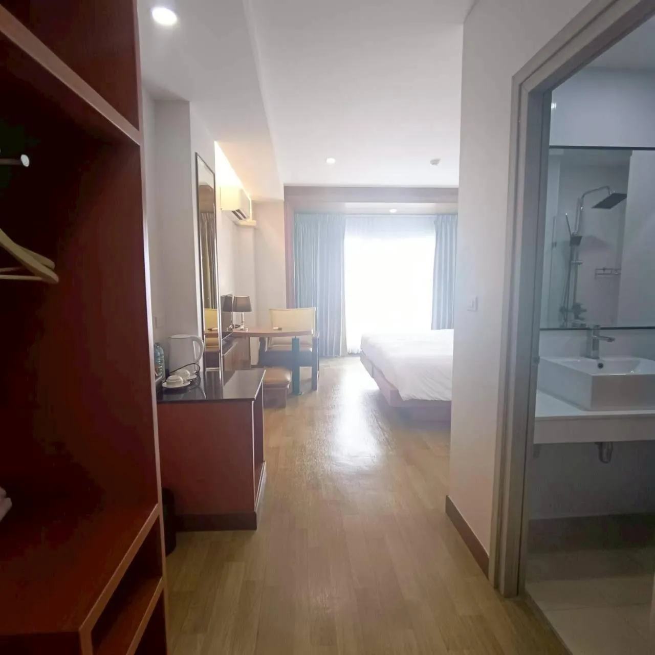 Cozy Donmueang Hotel