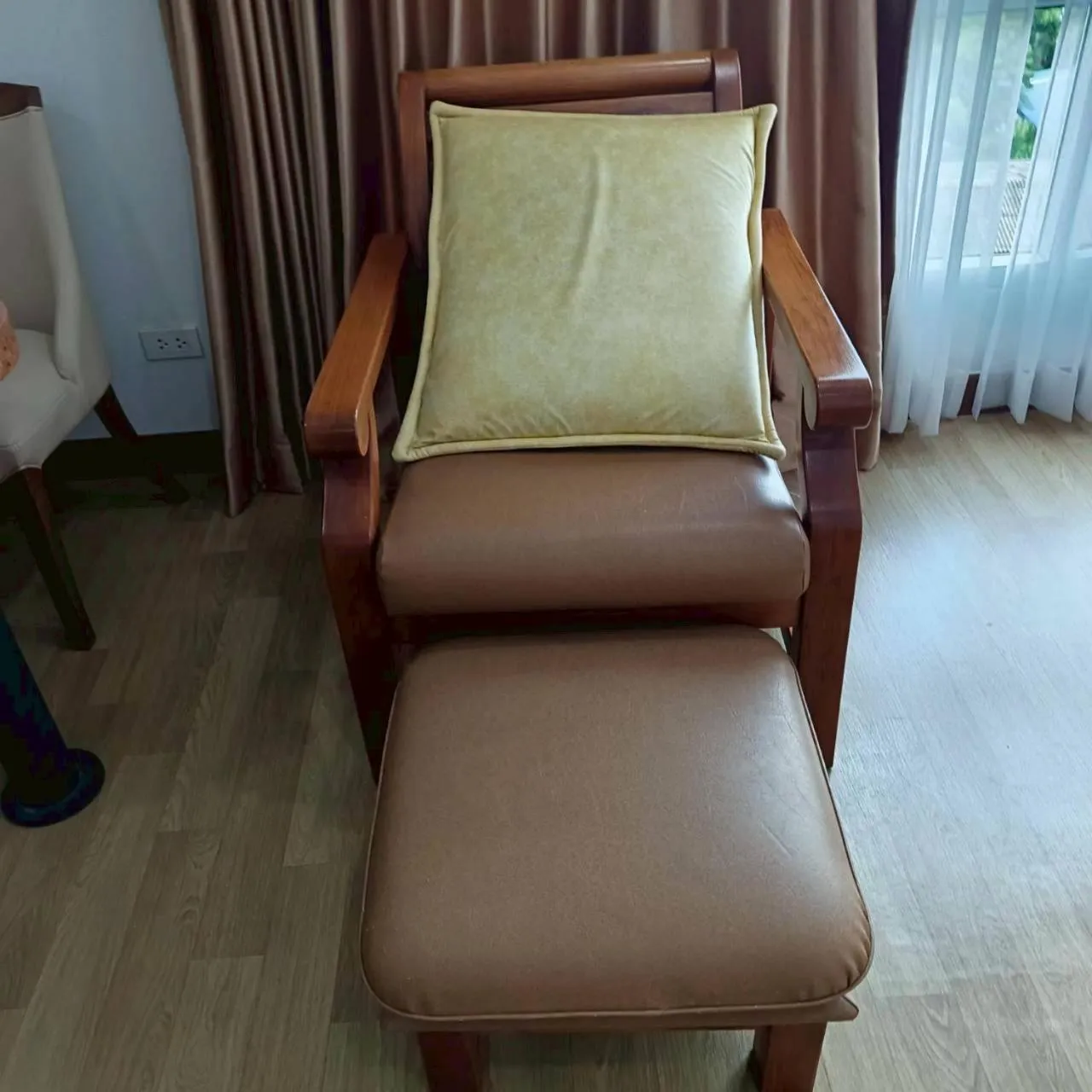 Cozy Donmueang Hotel