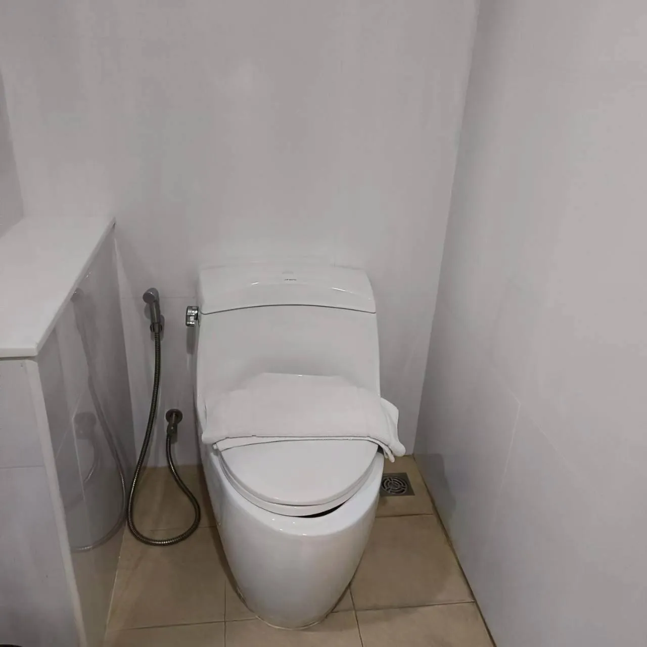 Cozy Donmueang Hotel