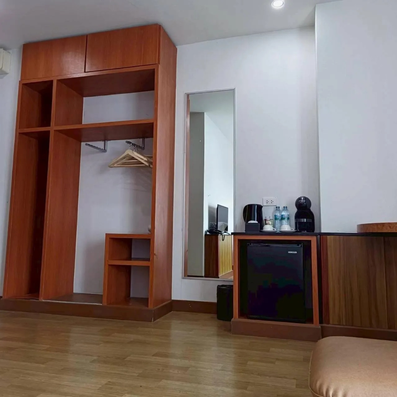 Cozy Donmueang Hotel