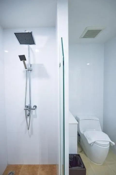 Cozy Donmueang Hotel