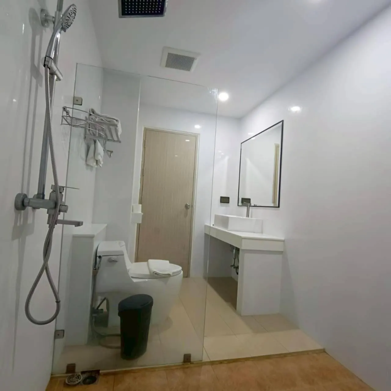 Cozy Donmueang Hotel