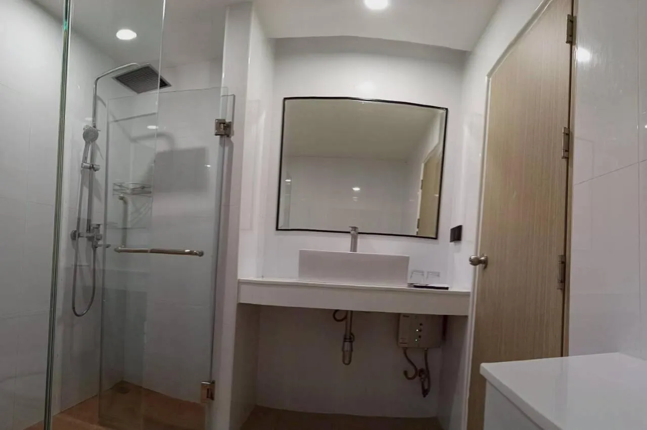 Cozy Donmueang Hotel