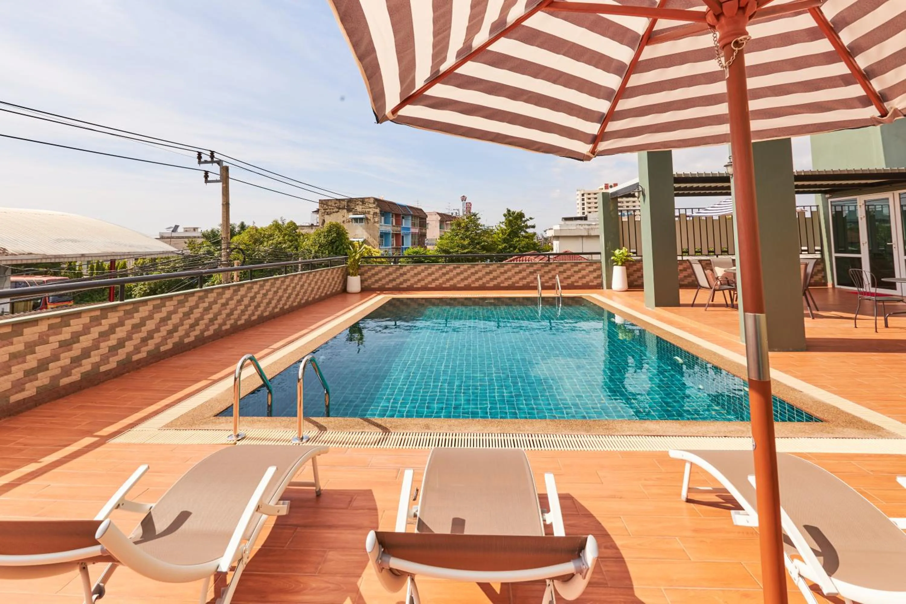 Cozy Donmueang Hotel