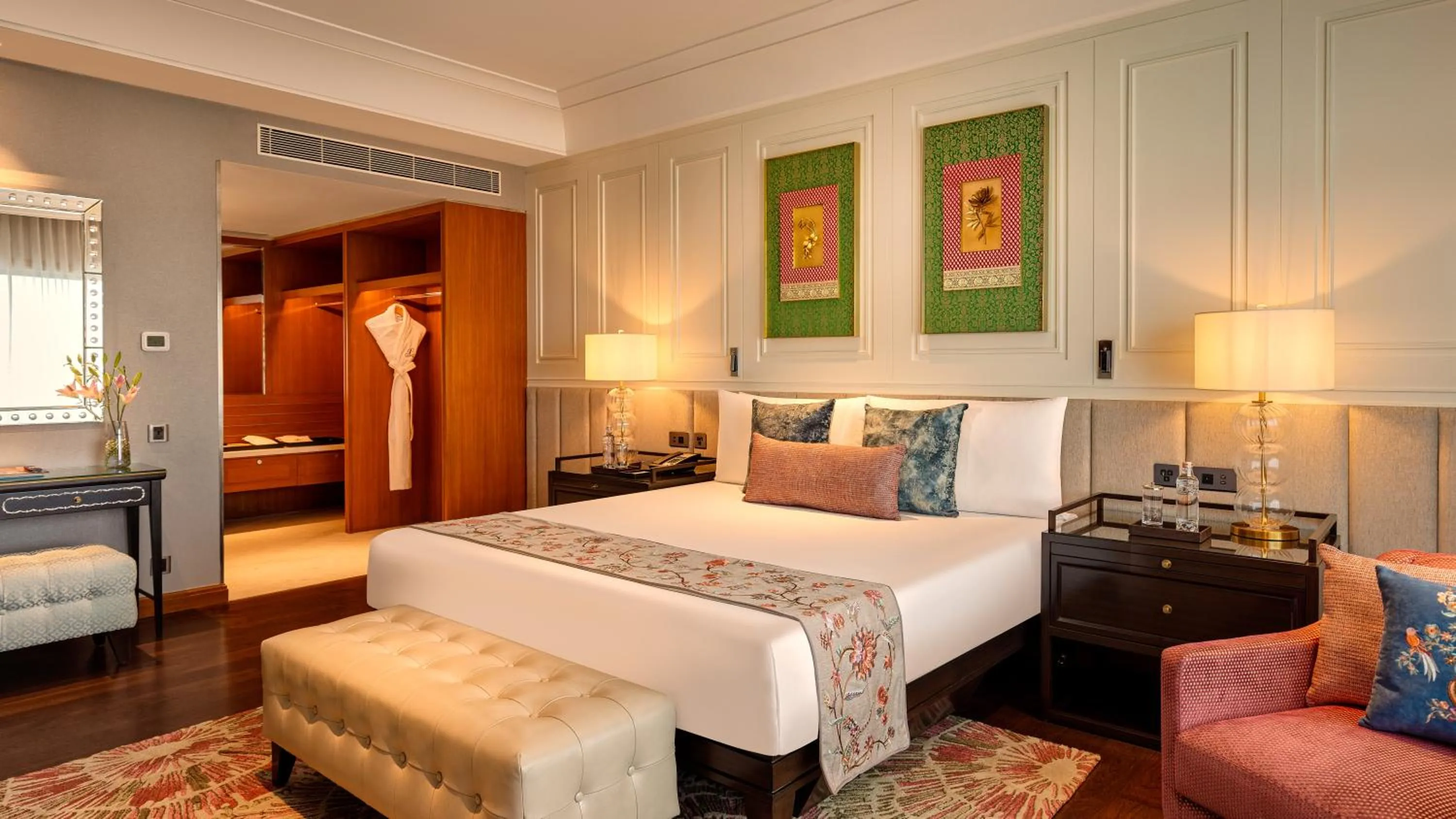 Guests, Bed in The Leela Hyderabad Banjara Hills