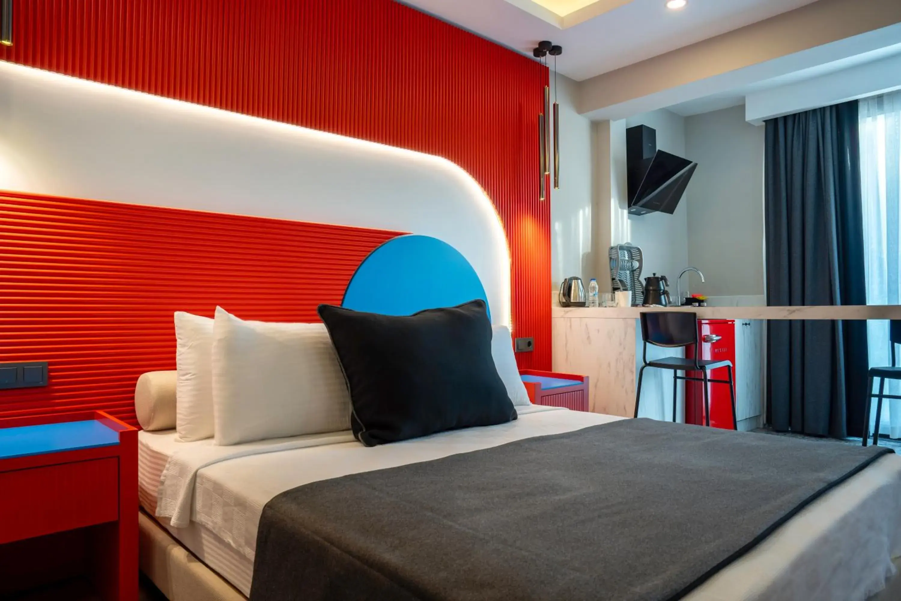 Deluxe Double Room in Lucky Monkey Midi Hotel Deluxe Double Room in Lucky Monkey Midi Hotel