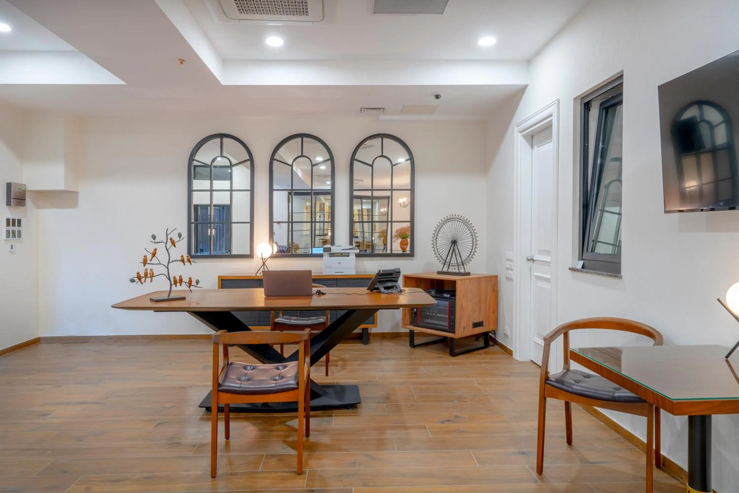 Lobby or reception in Iris Hotel