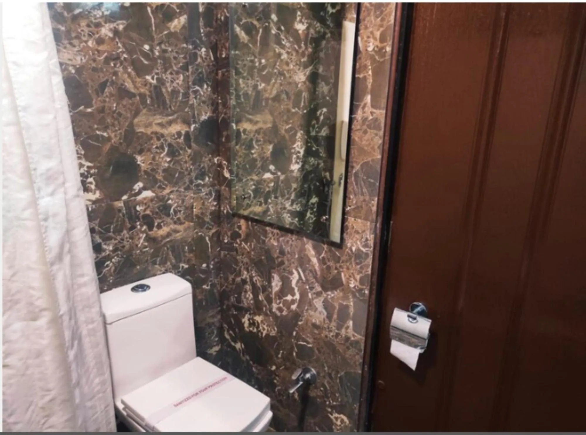 Hotel Orient Crown, Kolhapur