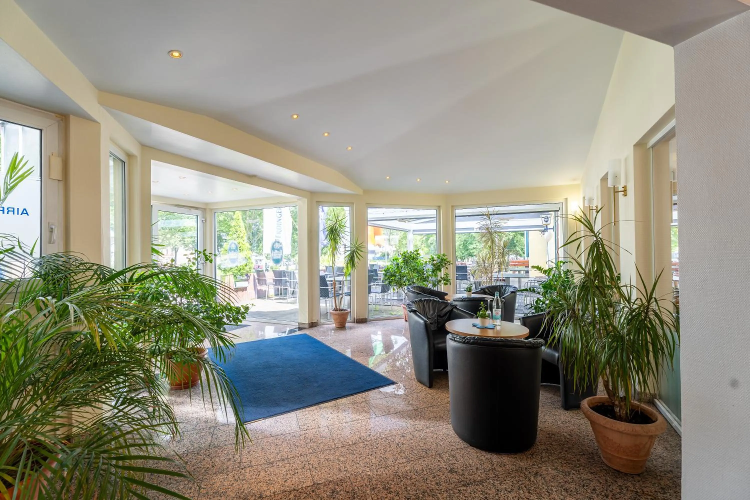 Facade/entrance in Airport Business Hotel Köln