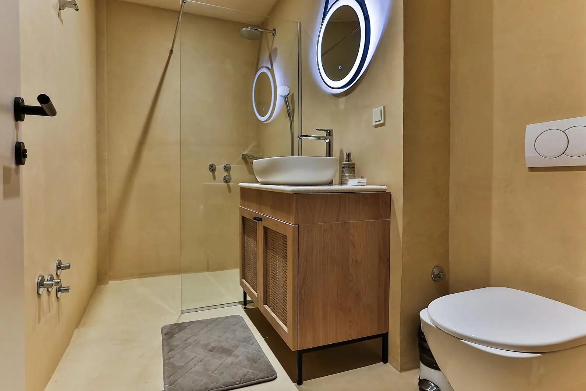 Shower in Boutique hotel Ruzmarin SPA & Garden by Aycon