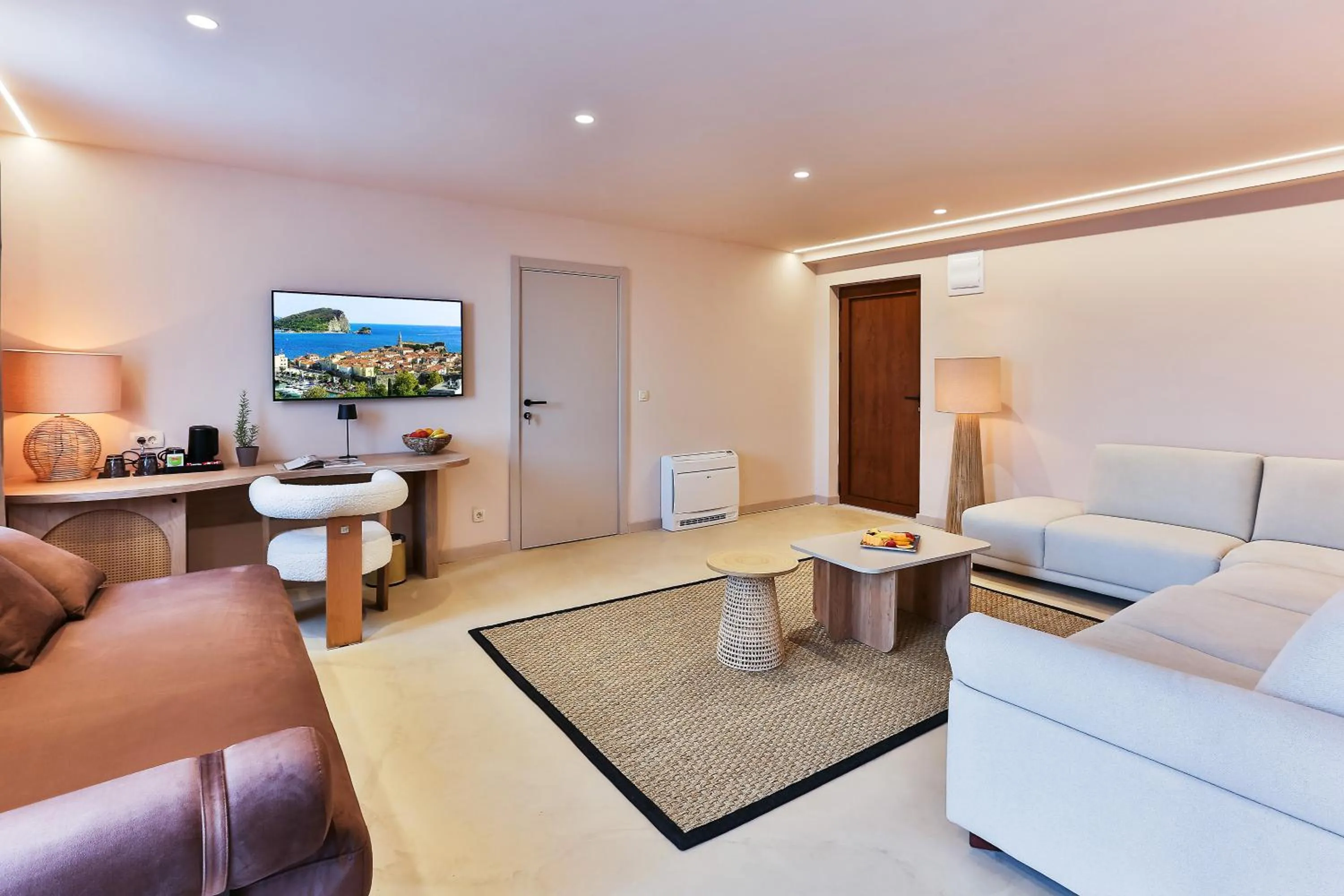 Library in Boutique hotel Ruzmarin SPA & Garden by Aycon