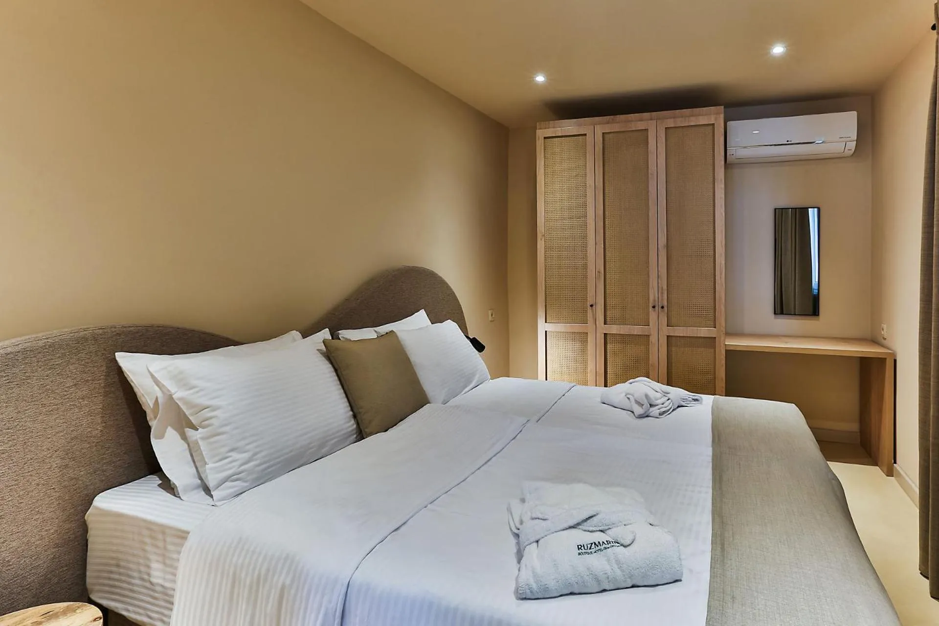 Bedroom, Bed in Boutique hotel Ruzmarin SPA & Garden by Aycon