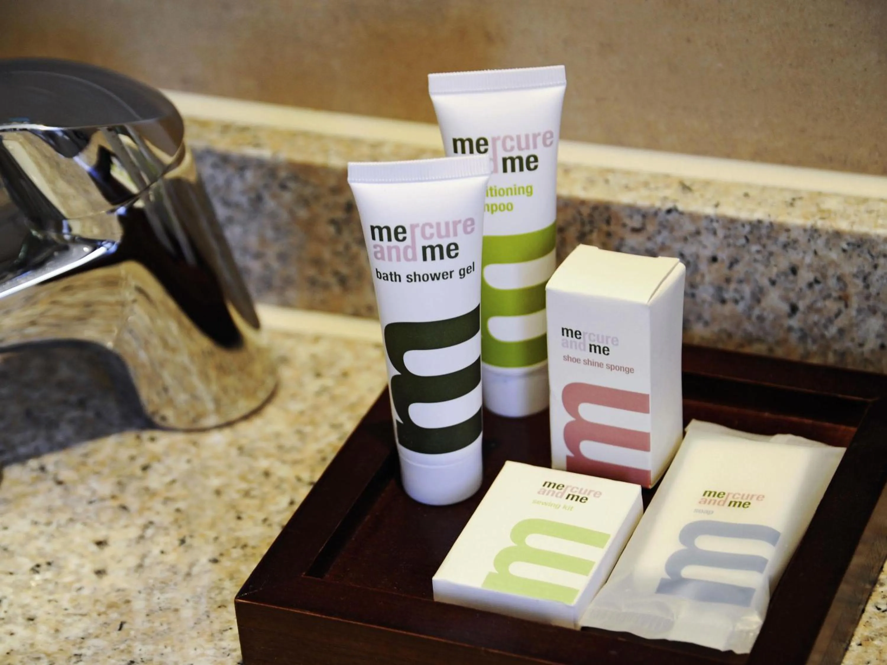 Bedroom in Mercure London Bloomsbury Hotel