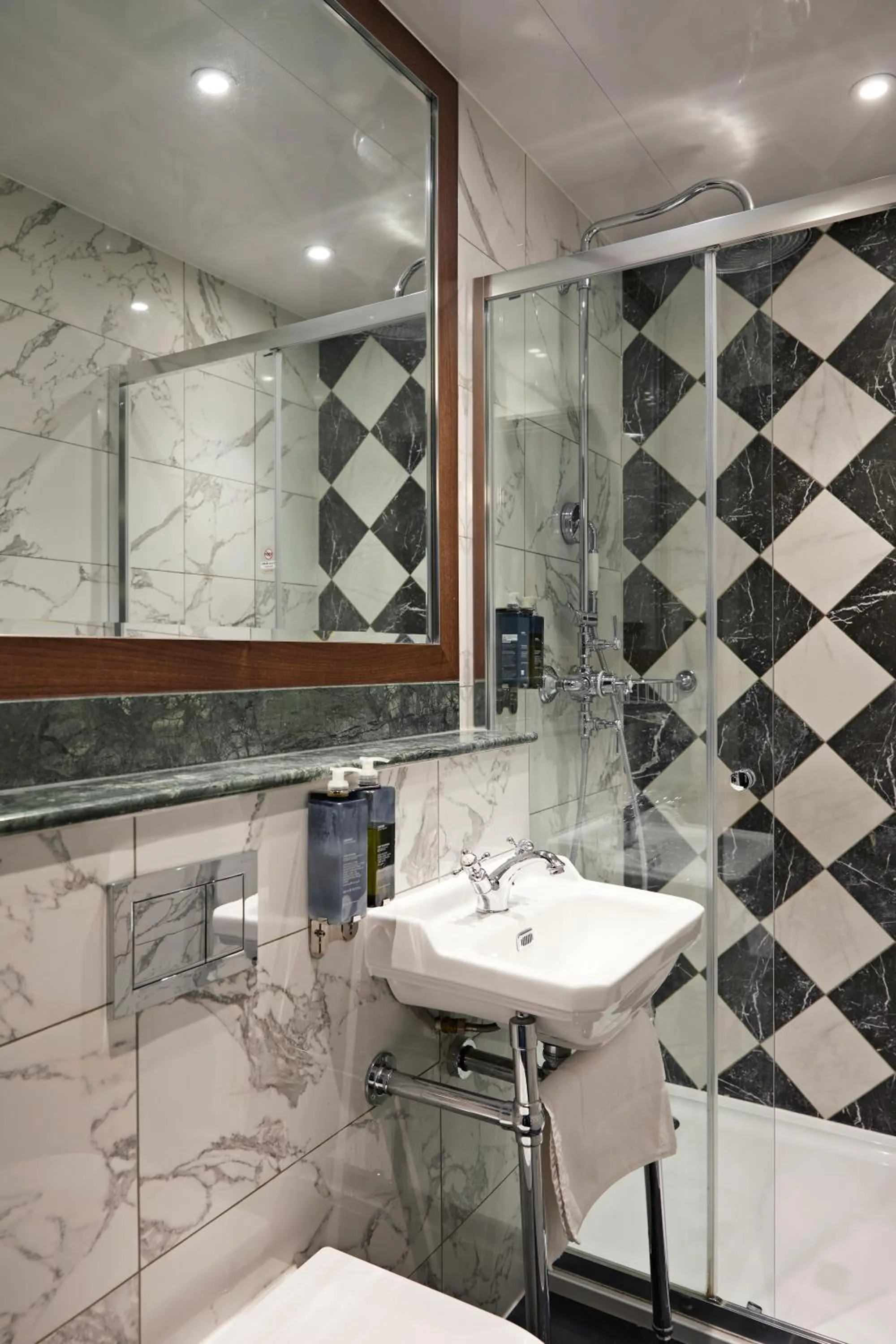 Shower in The Portico Hotel