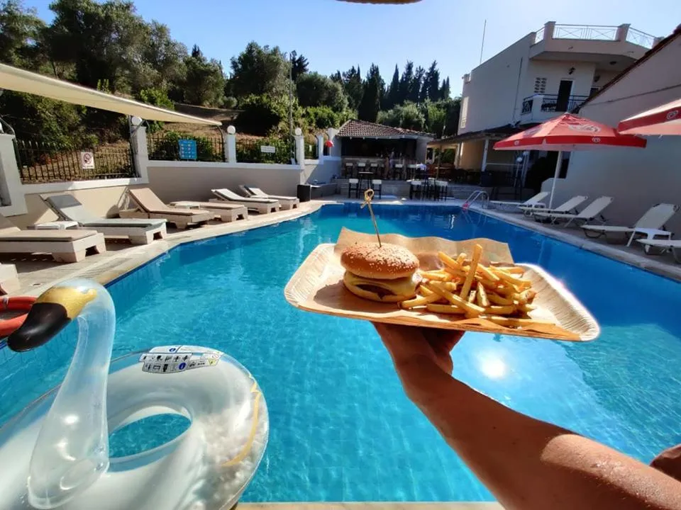 Food and drinks in Calypso Resort Kavos