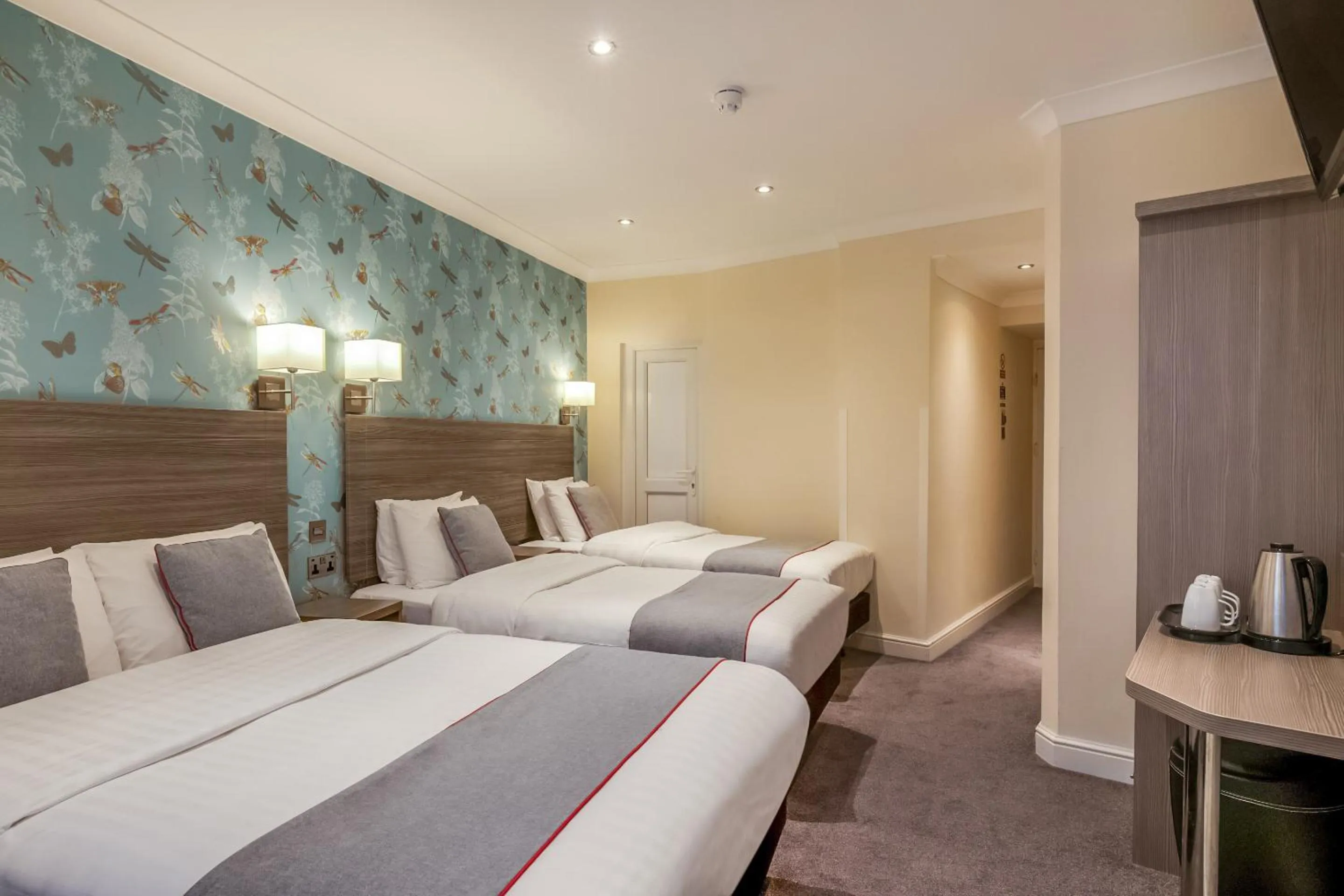 Bedroom, Bed in OYO Bakers Hotel London Victoria