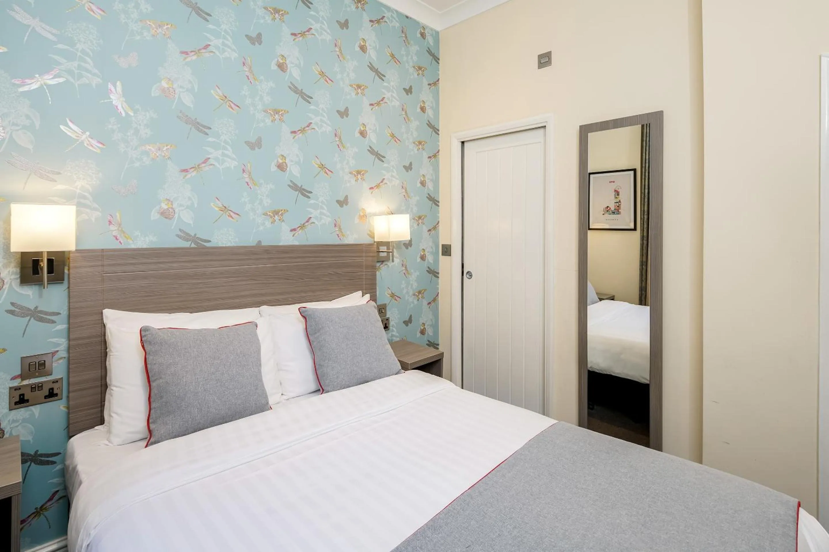 Bedroom, Bed in OYO Bakers Hotel London Victoria