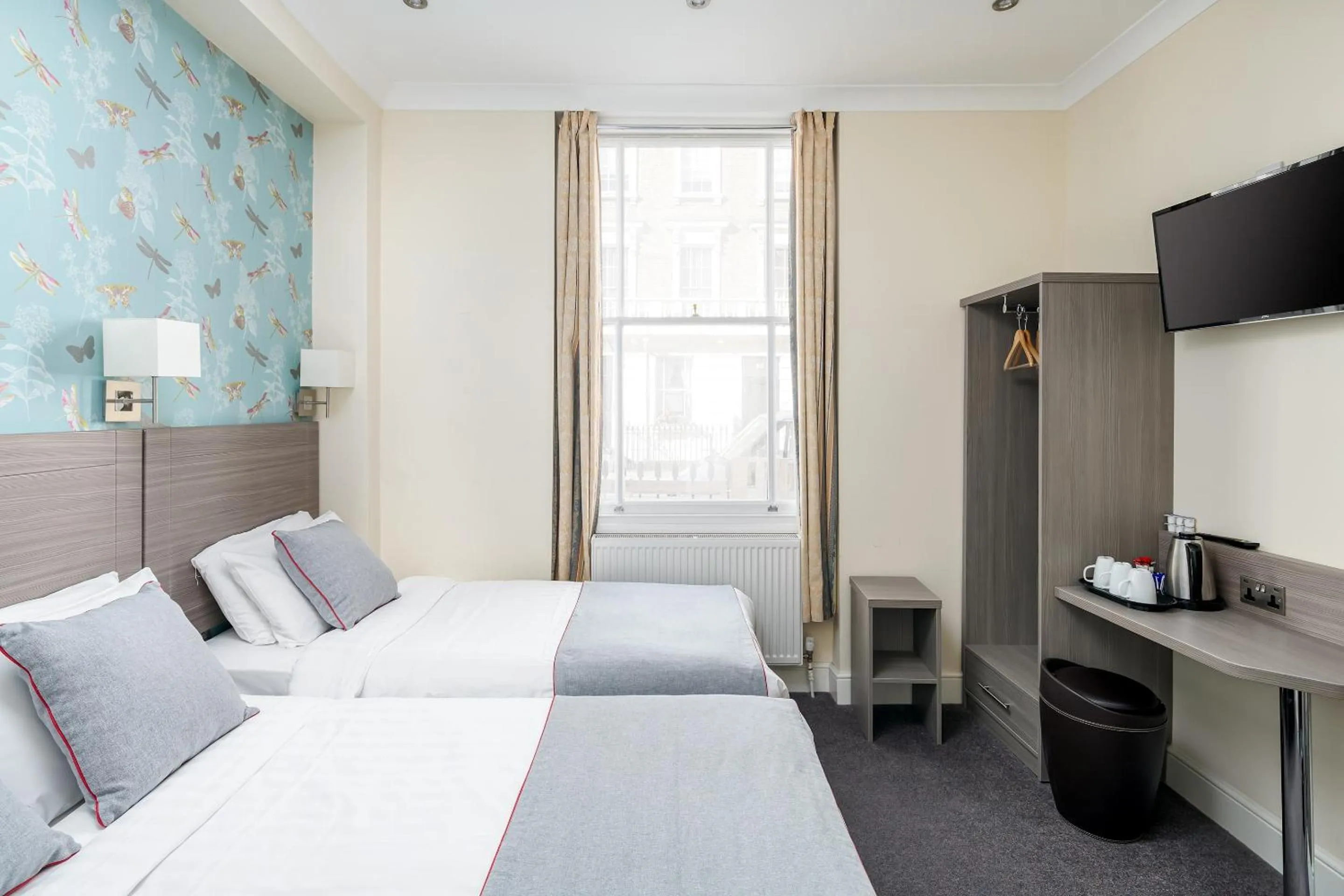 Bedroom, Bed in OYO Bakers Hotel London Victoria