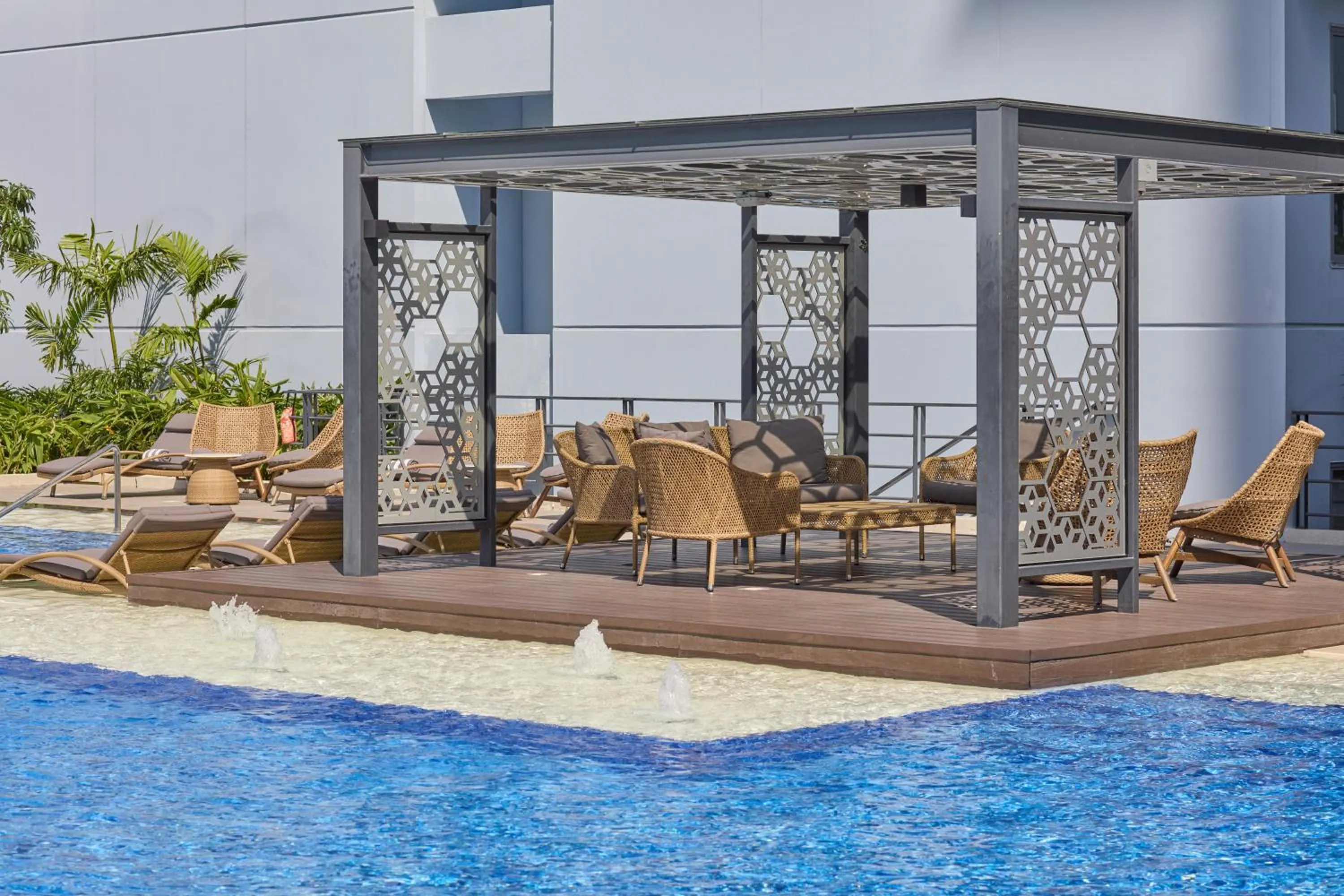 Swimming pool in Grand Westside Manila Bay