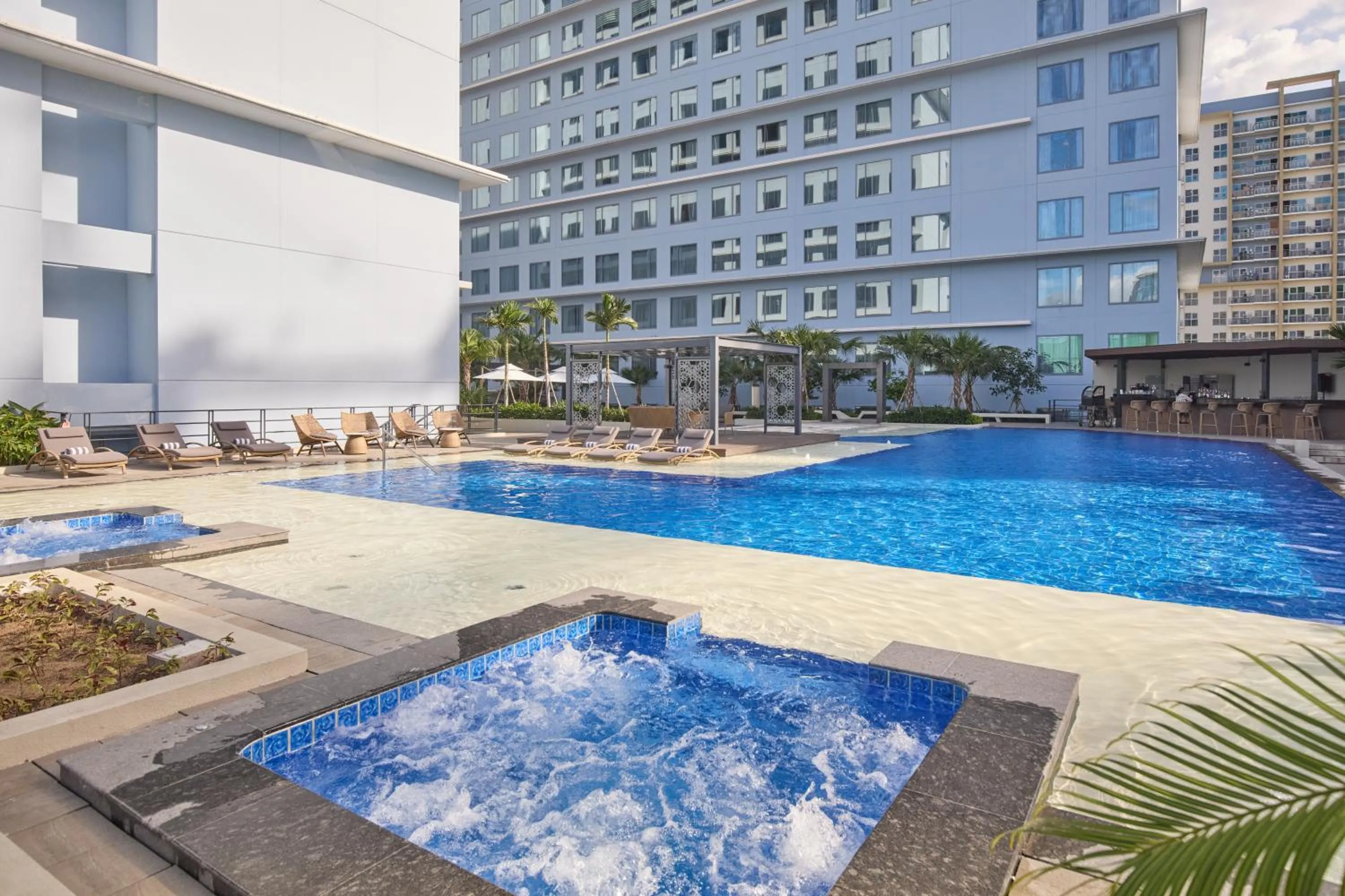 Property building in Grand Westside Manila Bay