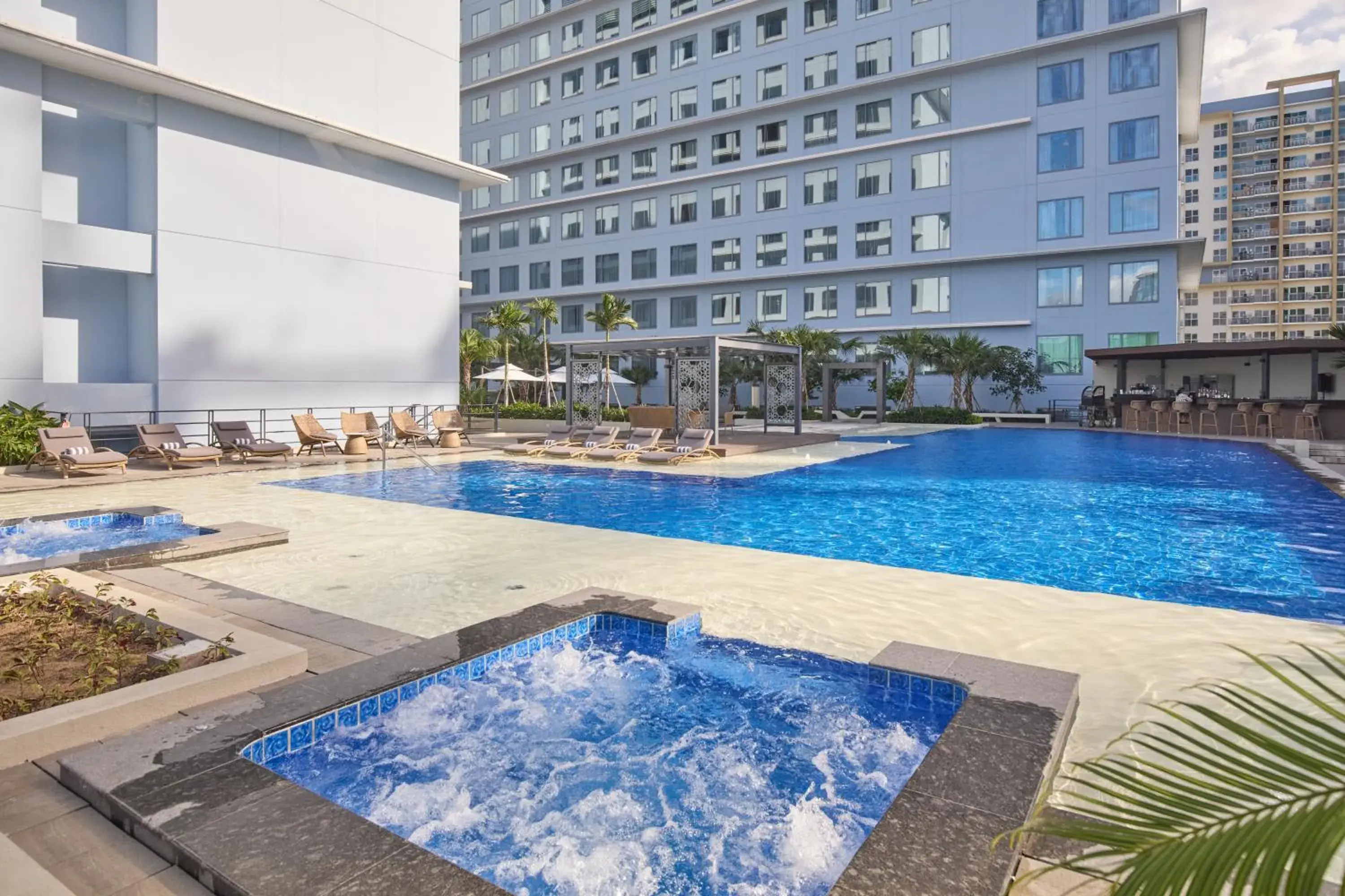 Property building in Grand Westside Manila Bay Property building in Grand Westside Manila Bay