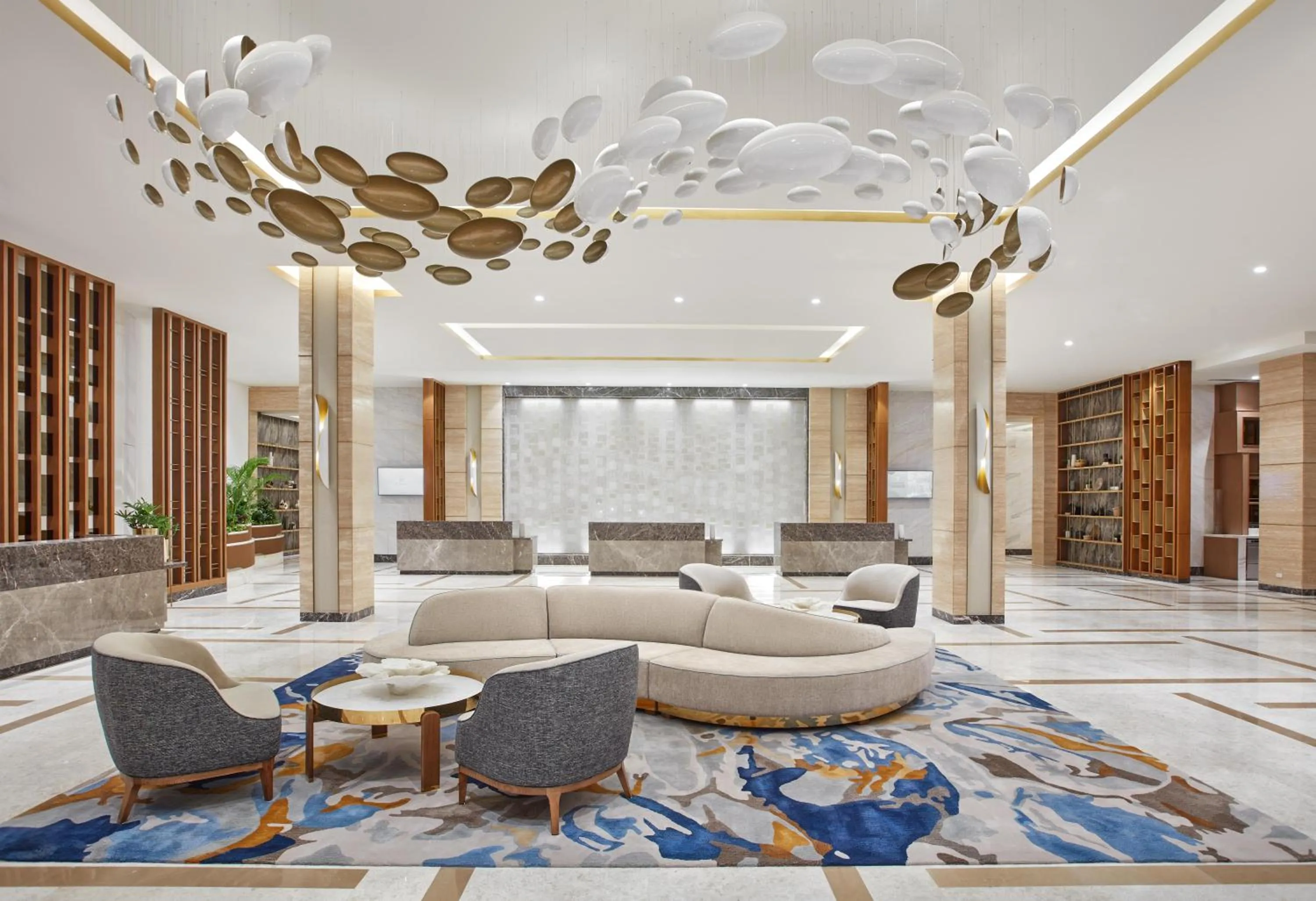Lobby or reception in Grand Westside Manila Bay