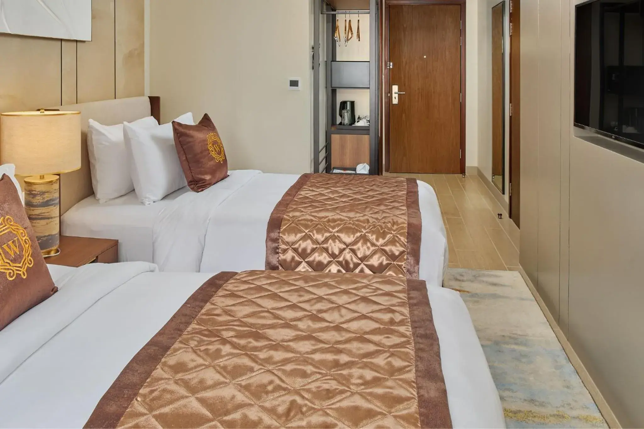 Twin Room with City View in Grand Westside Manila Bay Twin Room with City View in Grand Westside Manila Bay