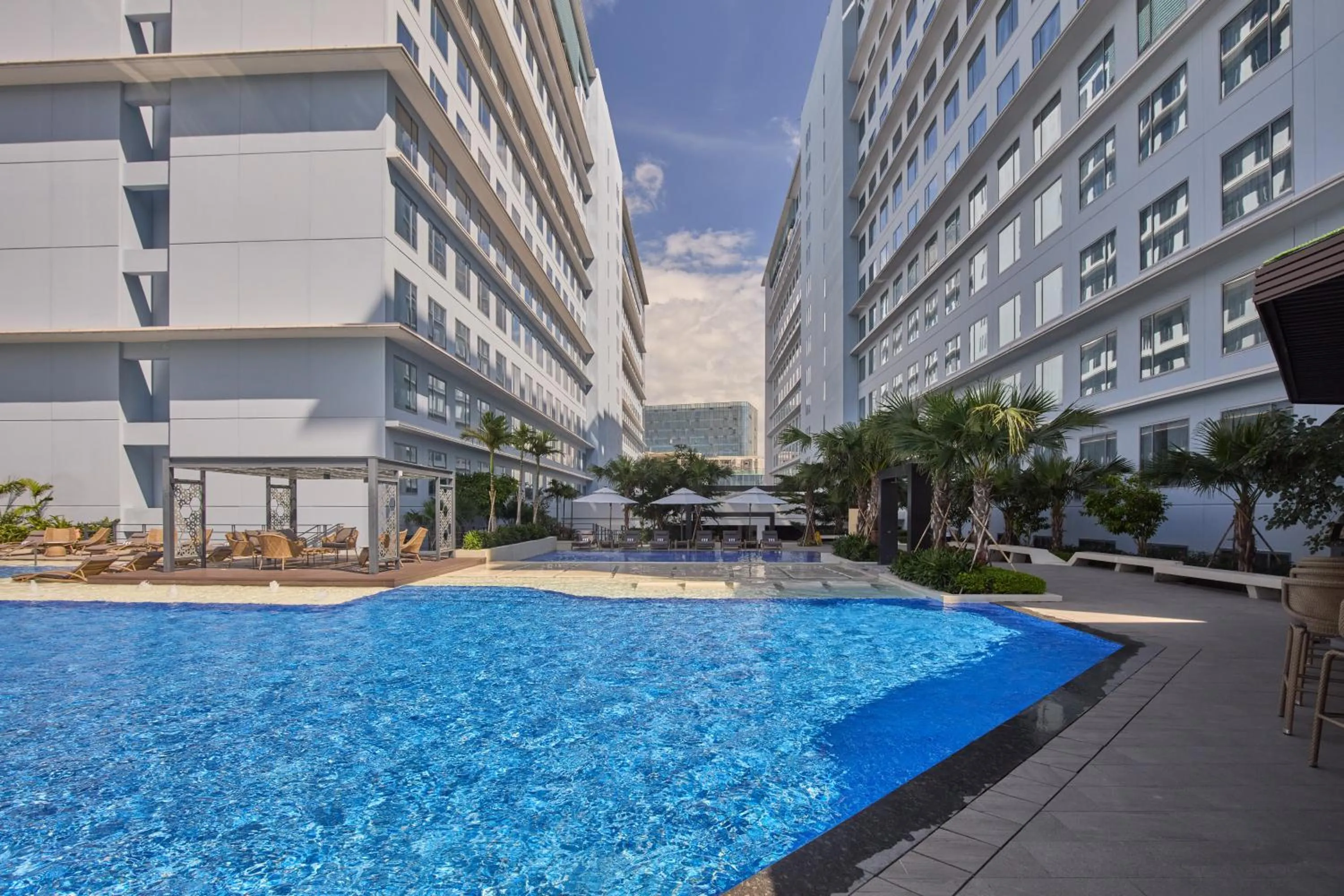 Property building in Grand Westside Manila Bay