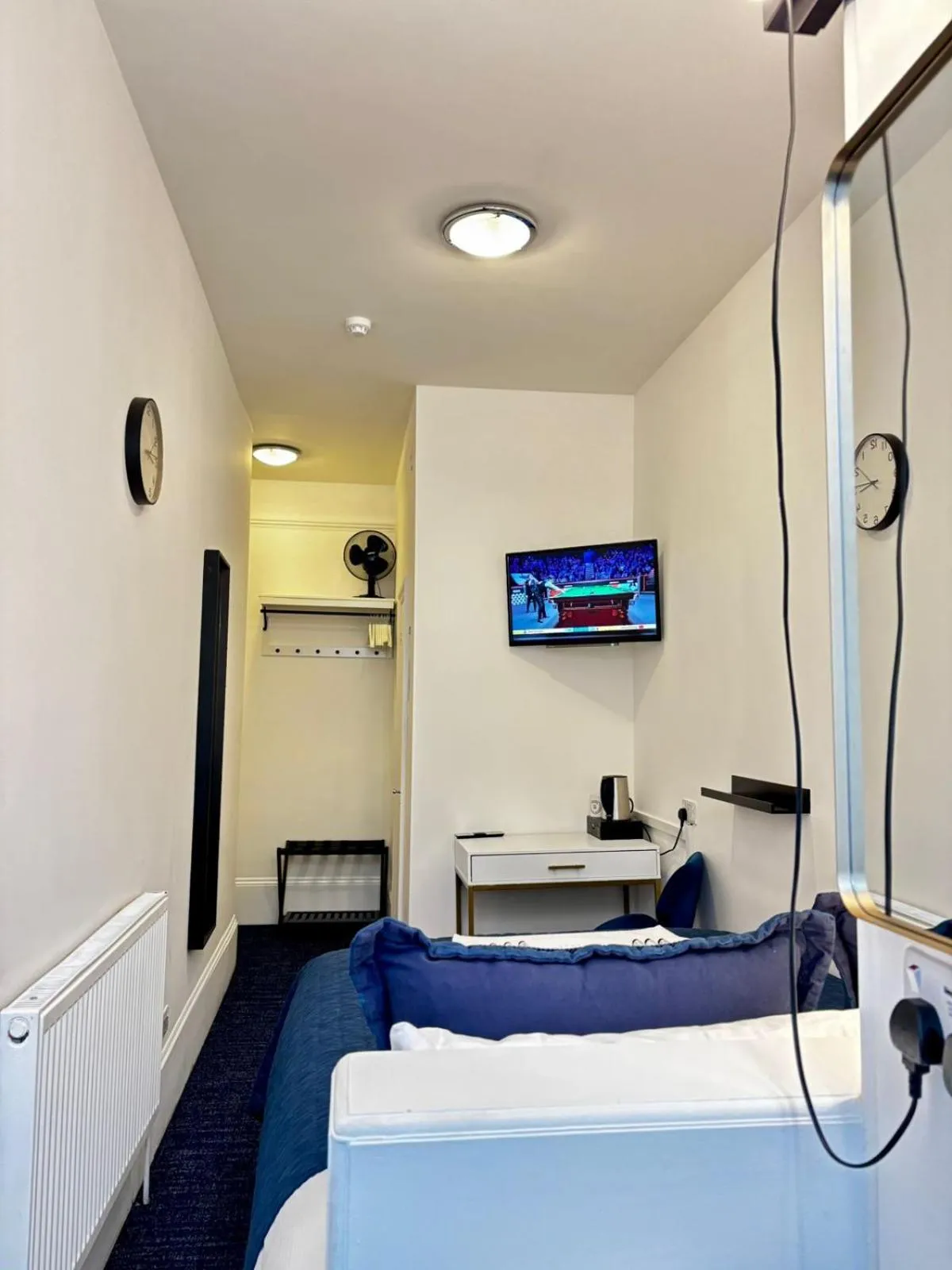 Bed in Jubilee Hotel Victoria