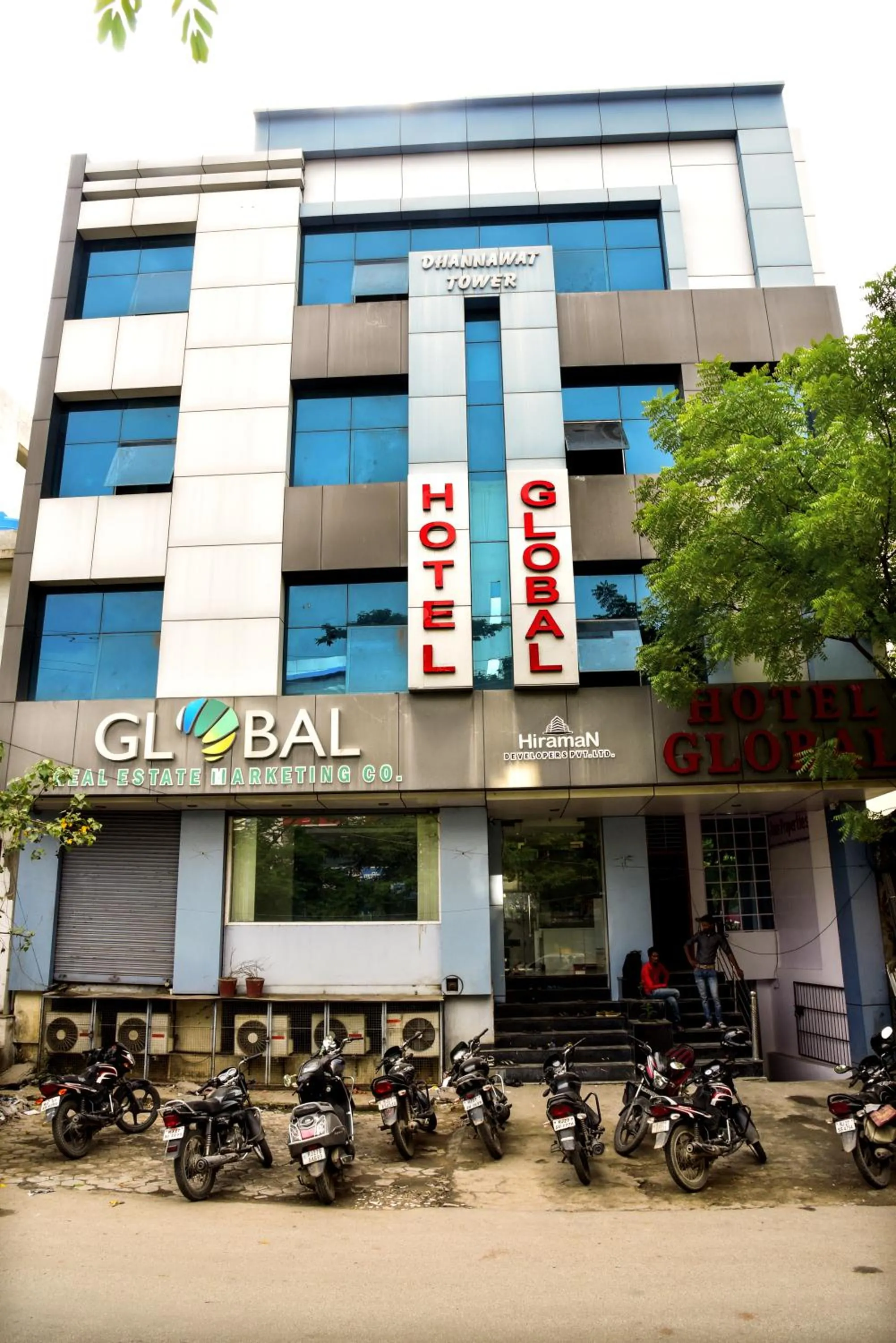 Property building in Hotel Global Inn