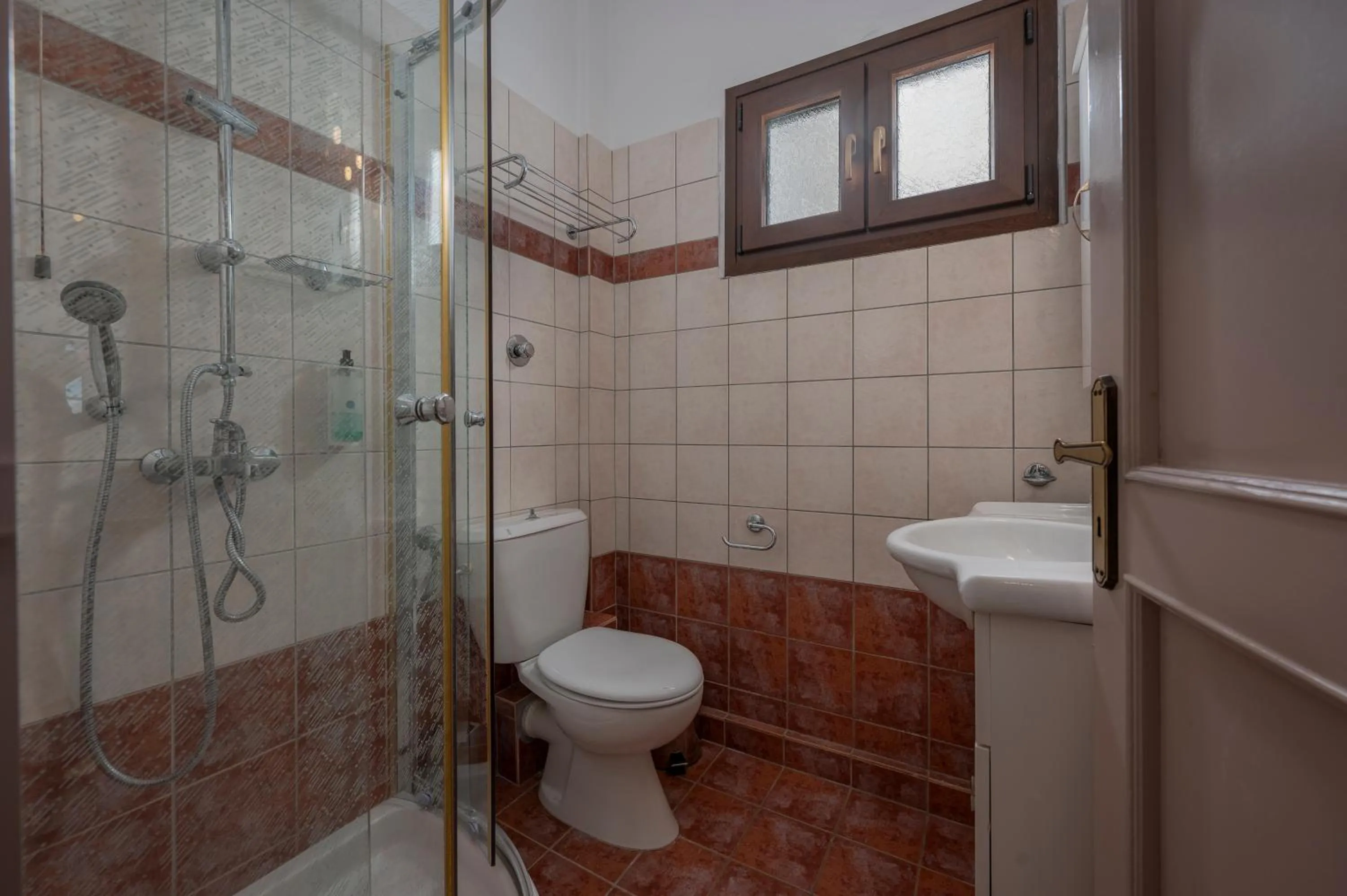 Bathroom in Agnanti Hotel Apartments