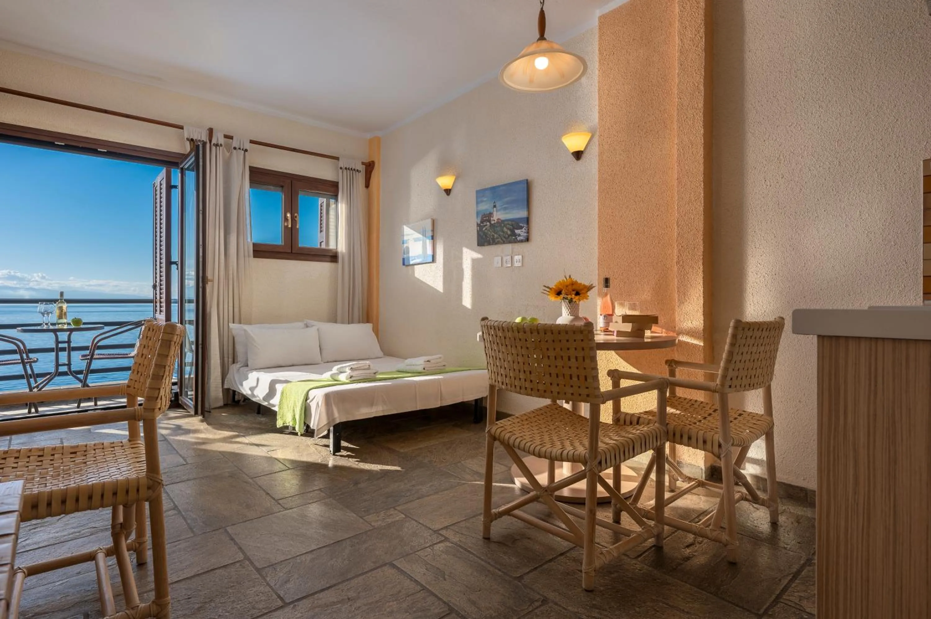 Living room, Bed in Agnanti Hotel Apartments