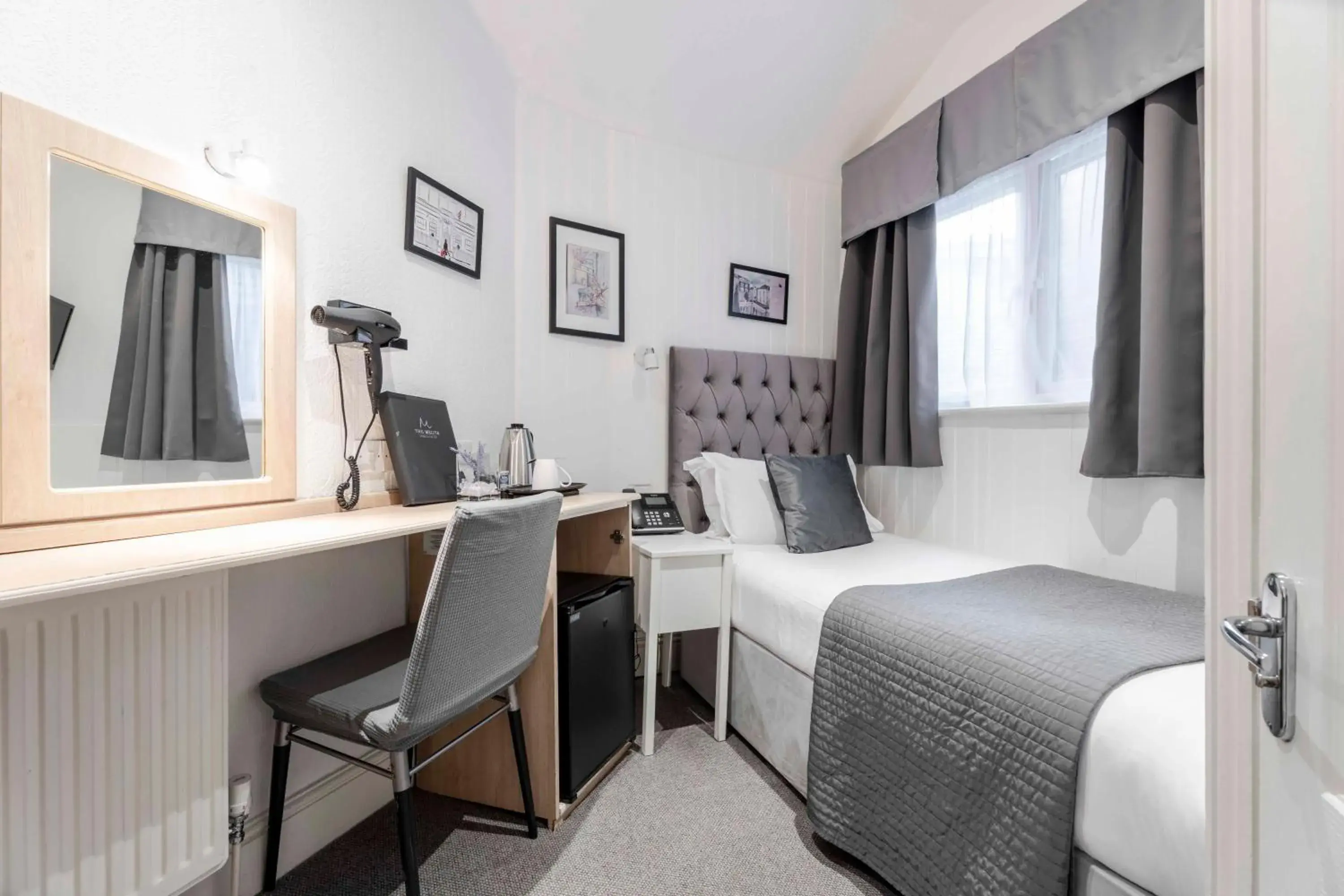 Bed in The Melita Bed in The Melita